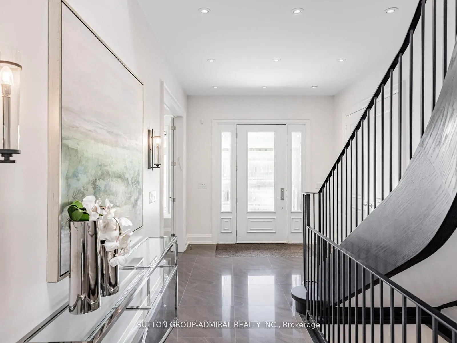 11 Frontenac Avenue