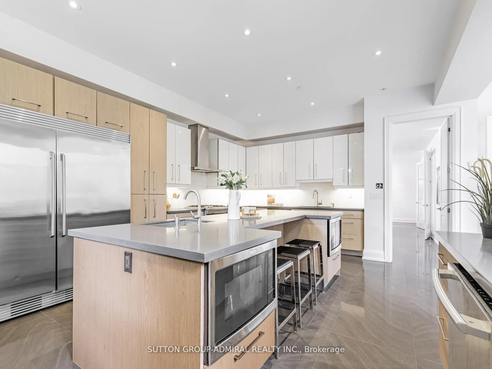 11 Frontenac Avenue
