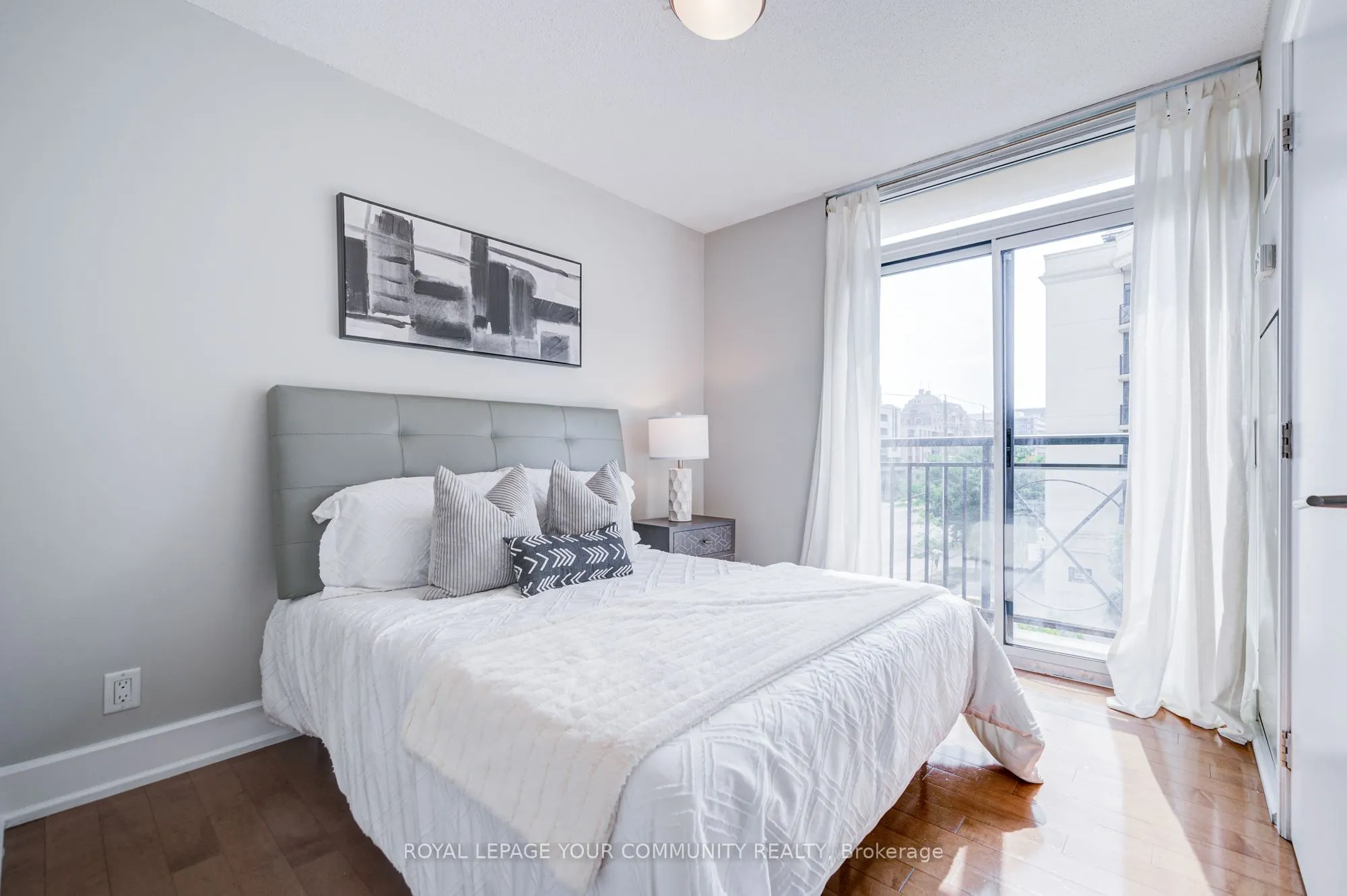 676 Sheppard Avenue E, #308