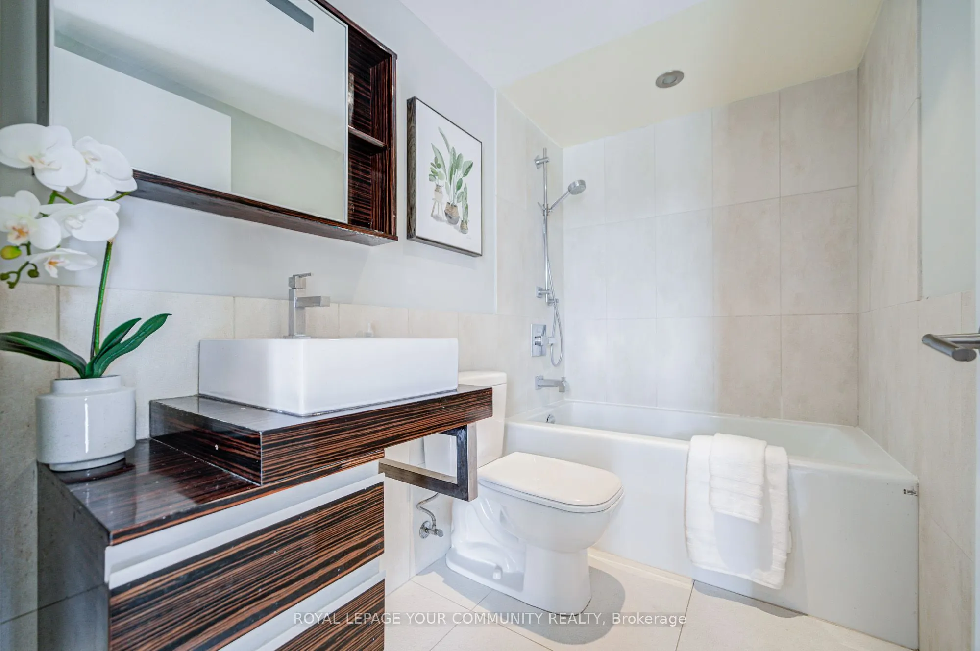 676 Sheppard Avenue E, #308