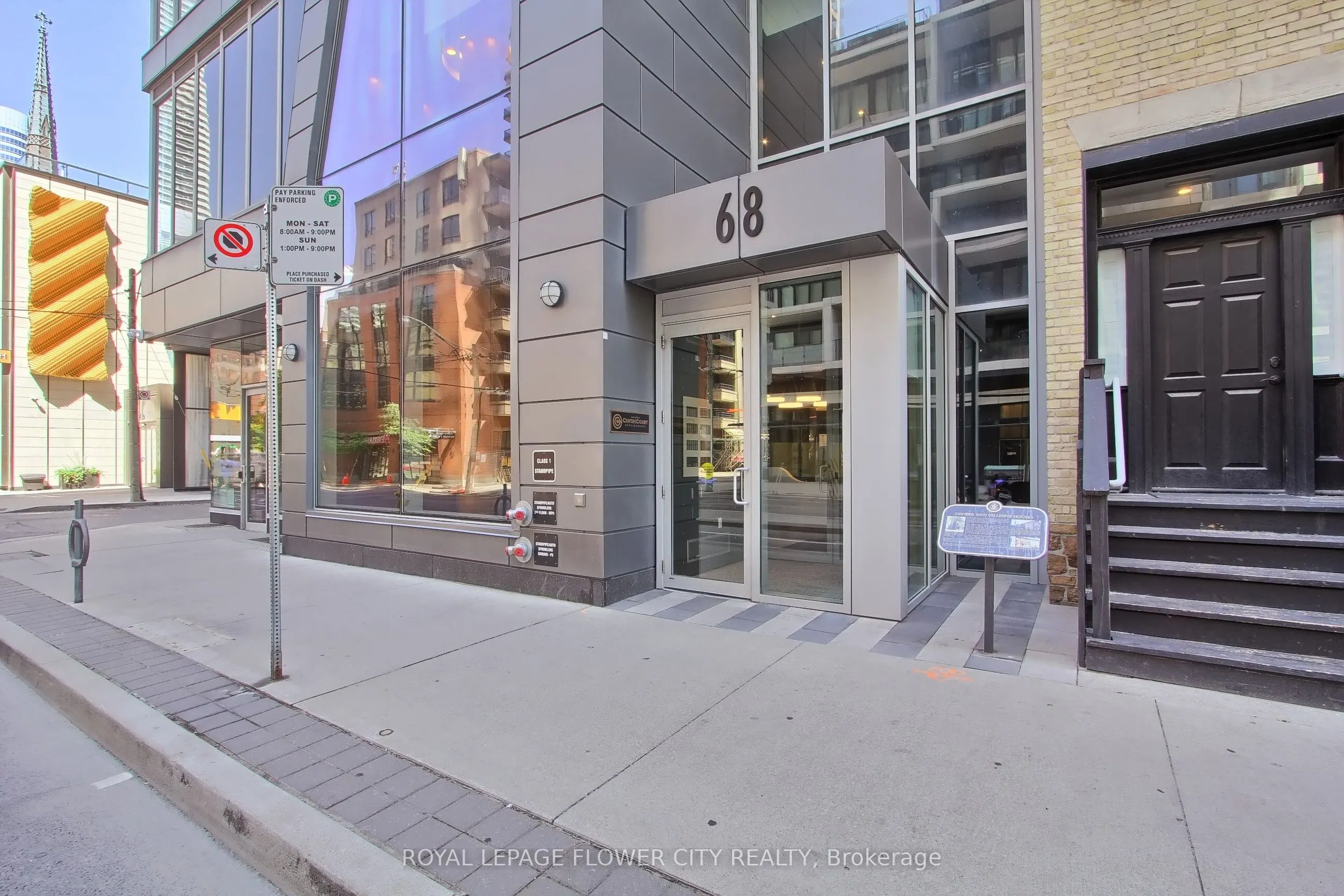 68 Shuter Street S, #1903