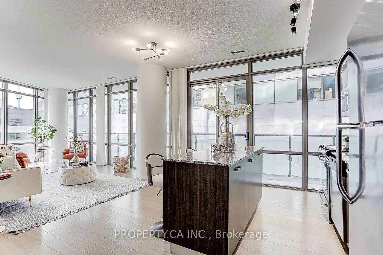 832 Bay Street, #710
