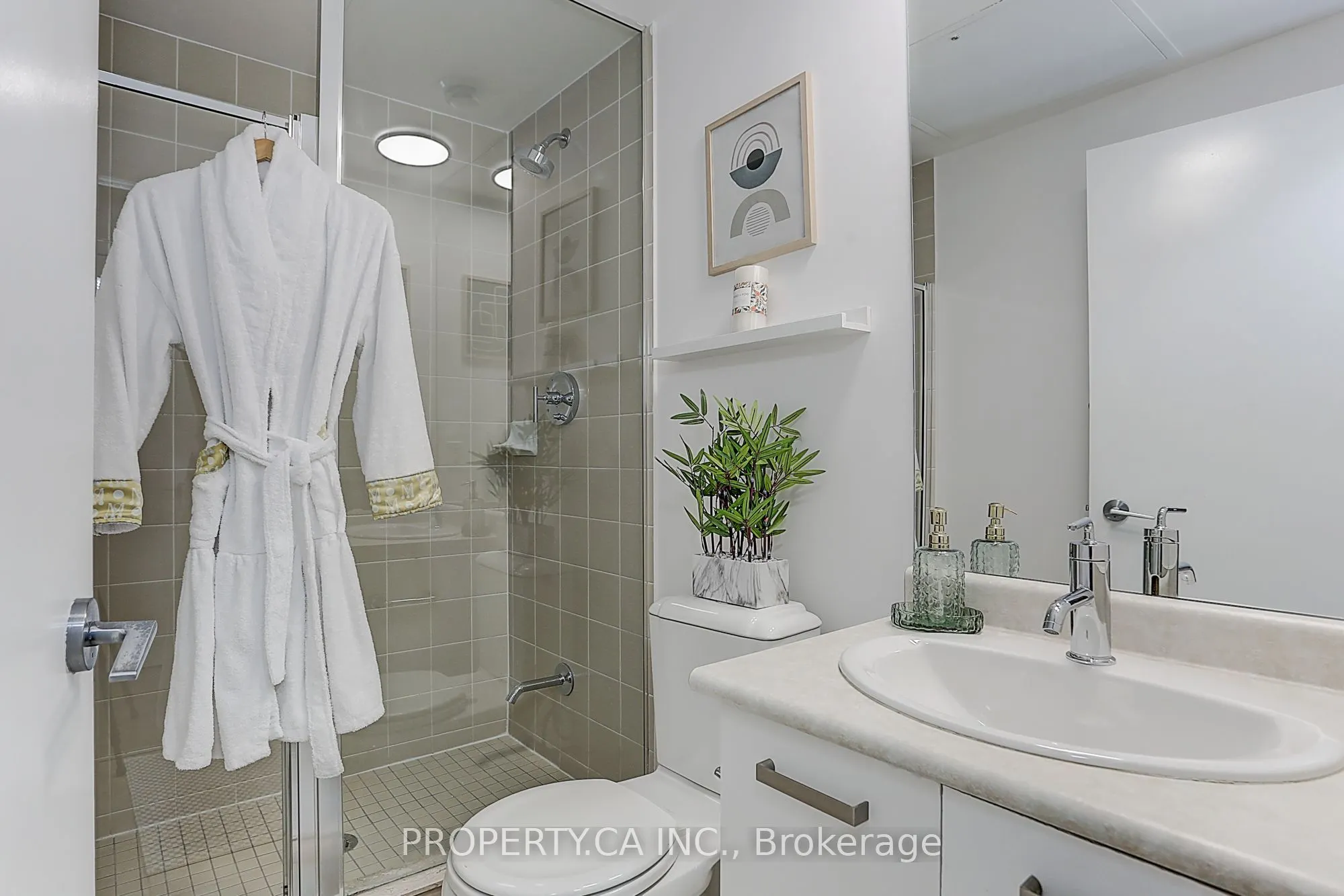 832 Bay Street, #710