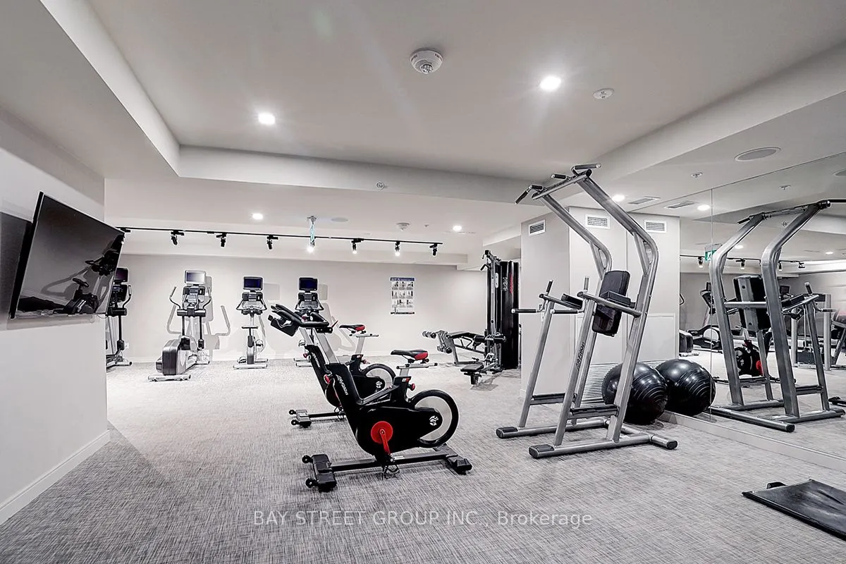 28 Wellesley Street E, #3107