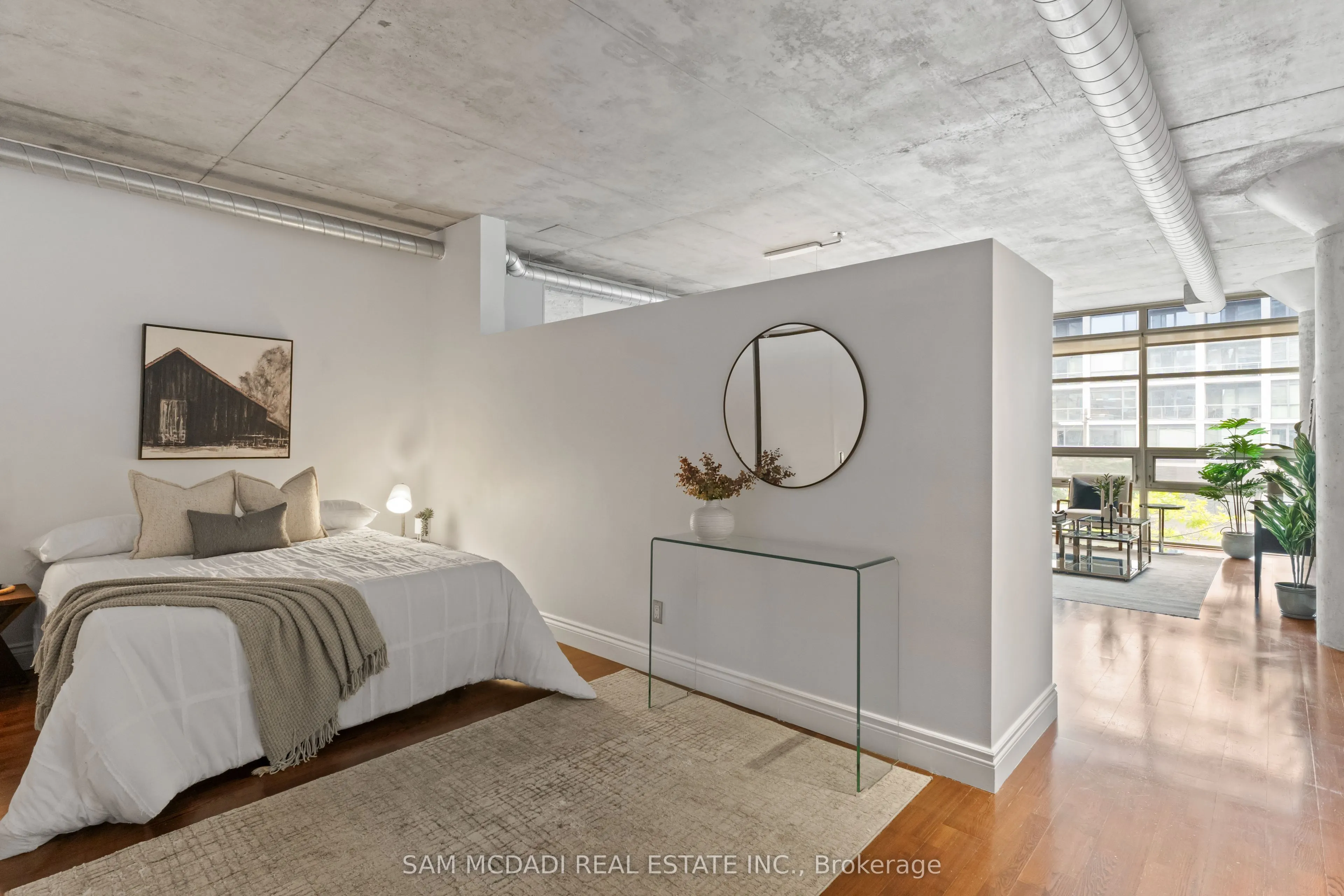 42 Camden Street, #204
