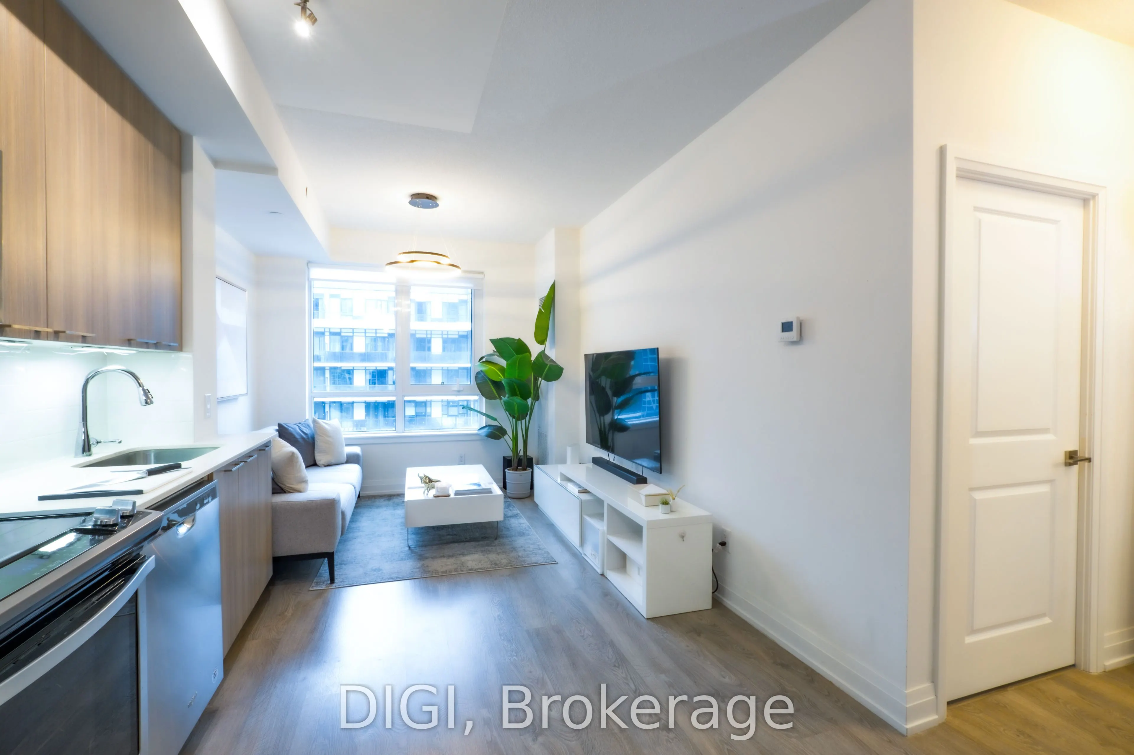 591 Sheppard Avenue E, #636
