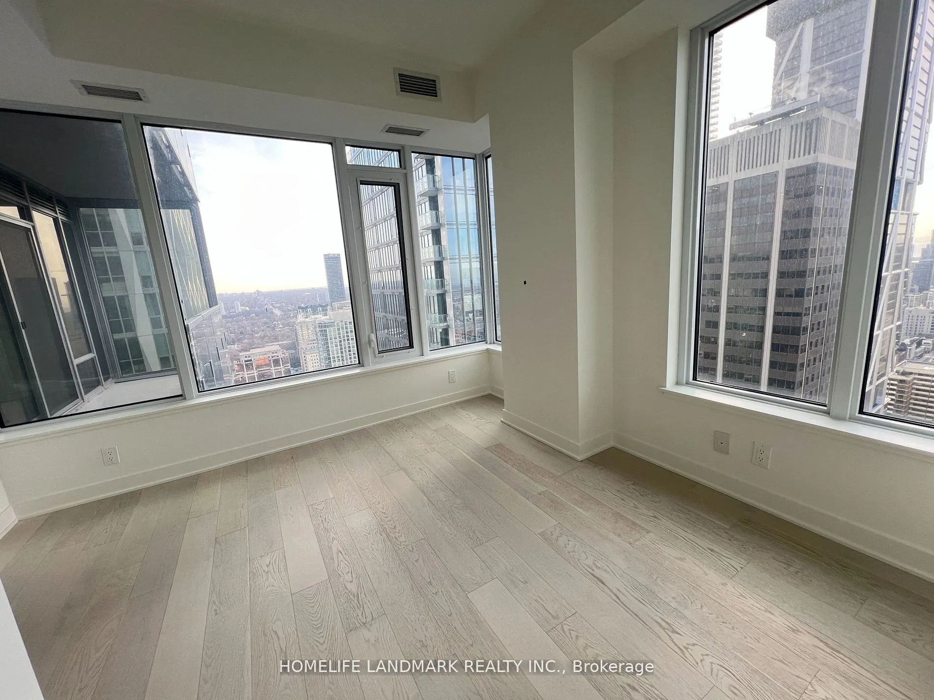 11 Yorkville Avenue