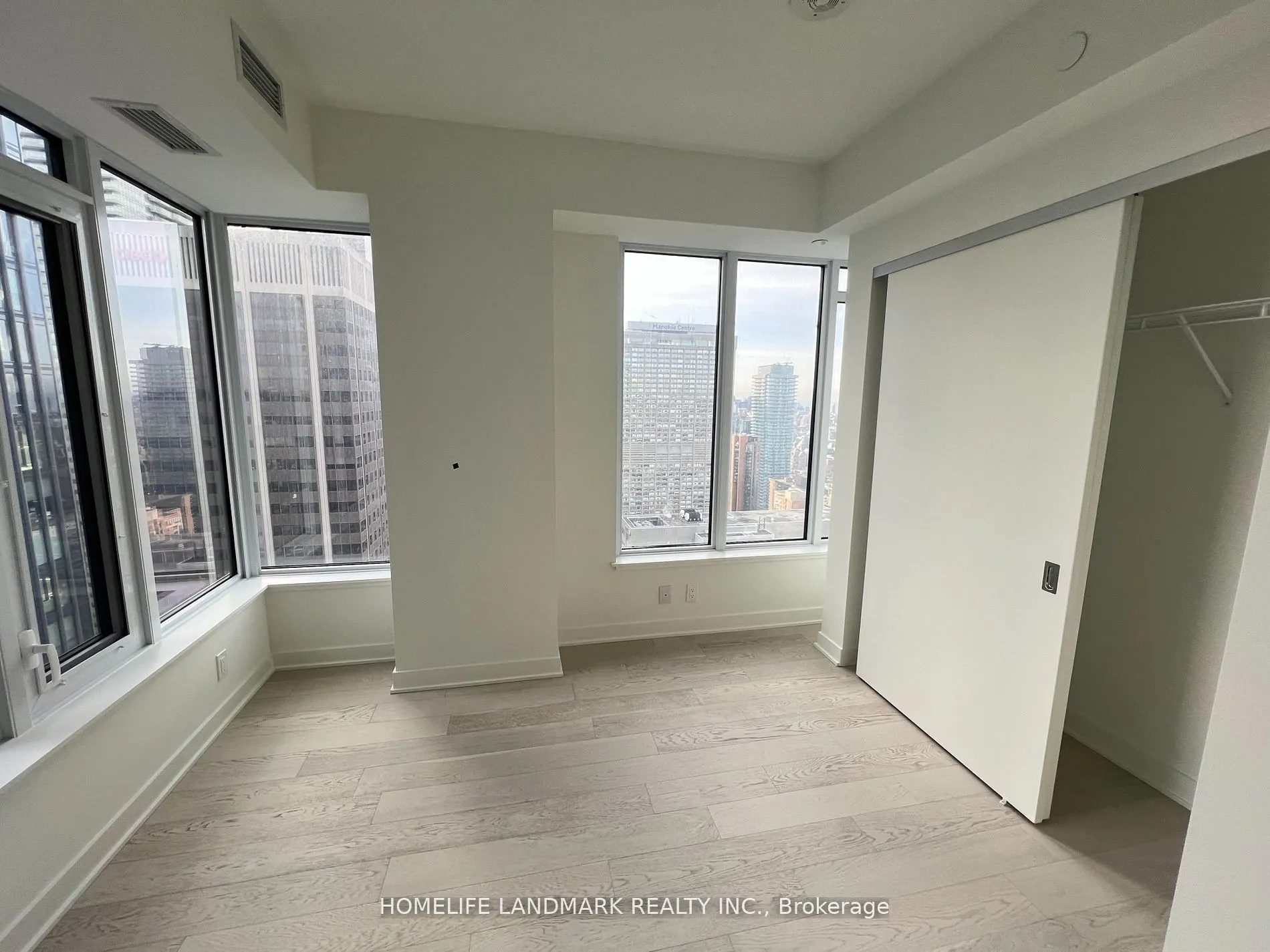 11 Yorkville Avenue