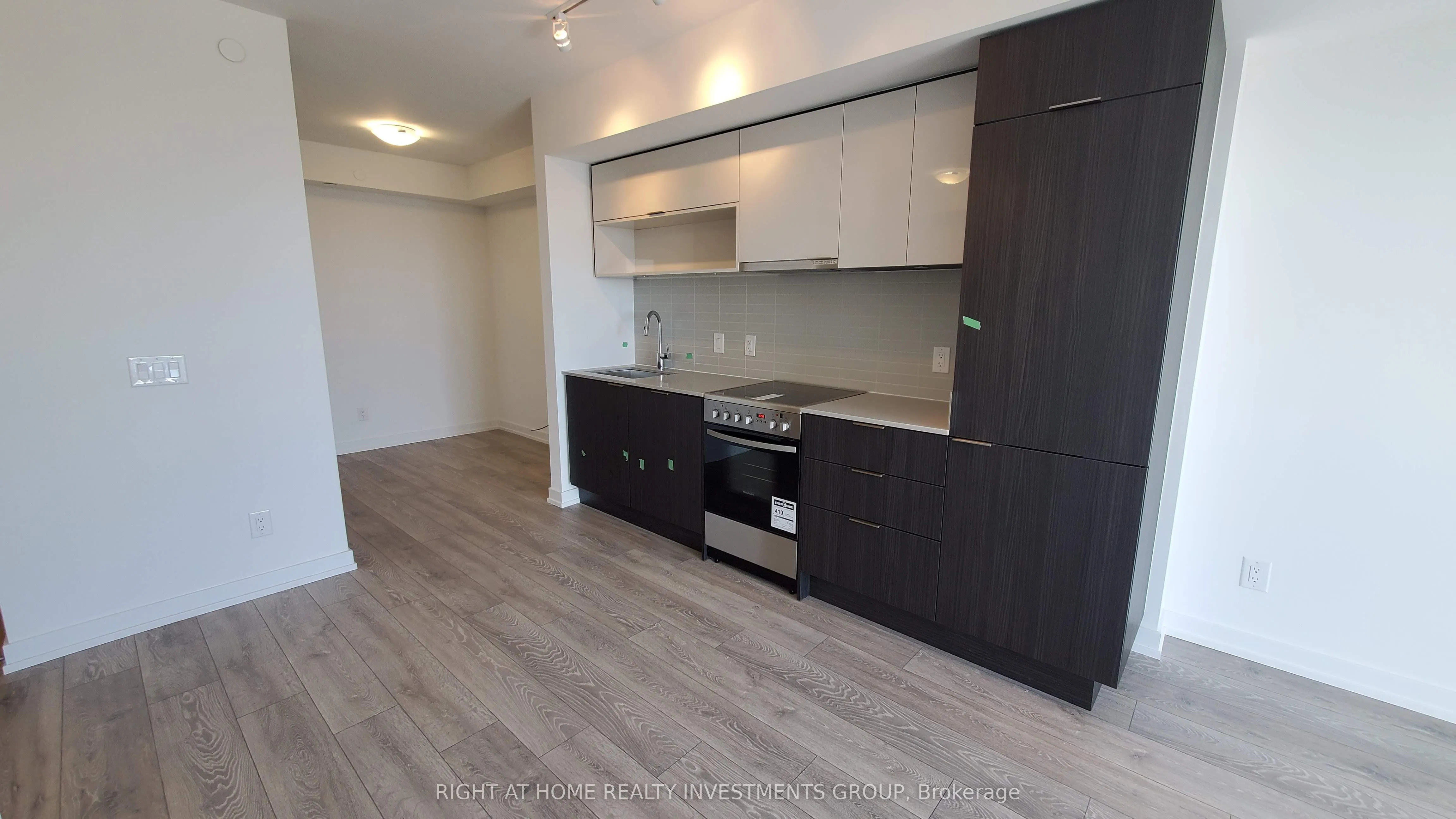 159 Wellesley Street E, #3305