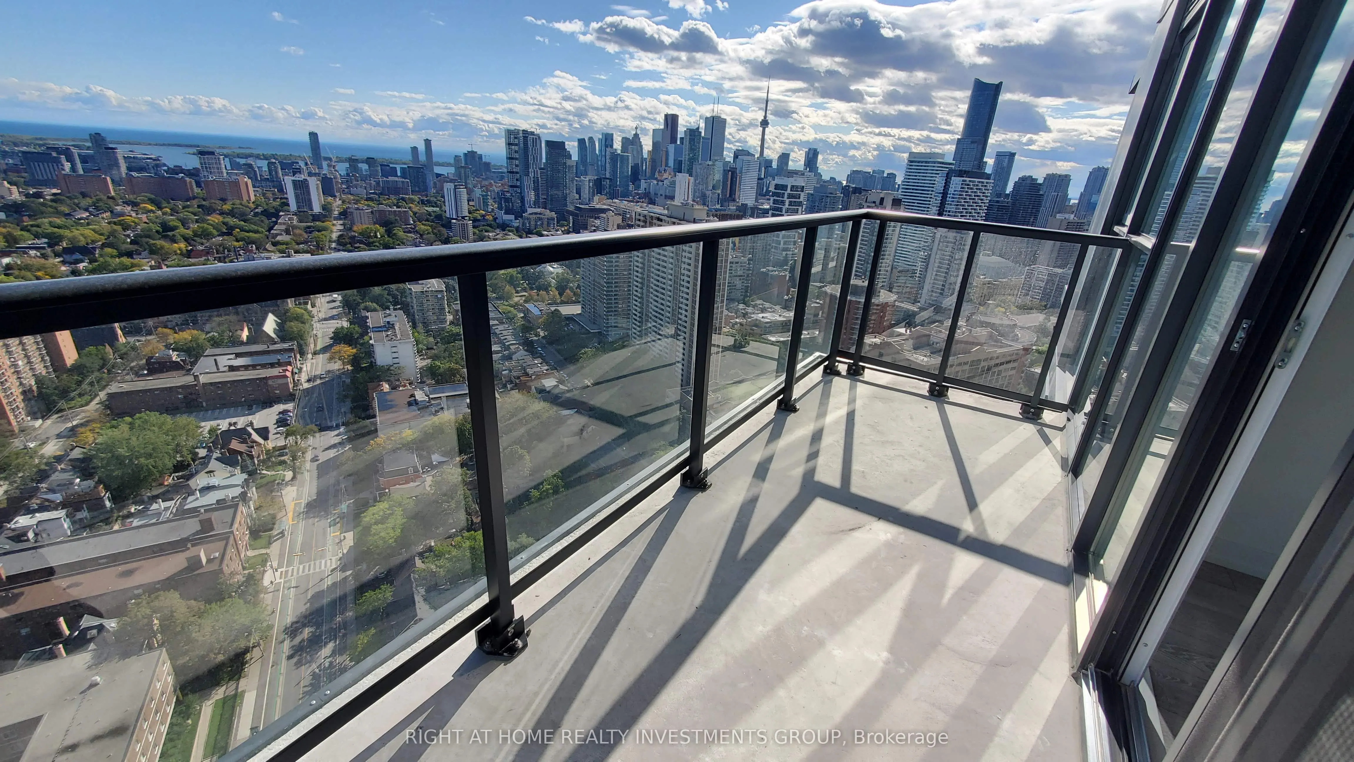 159 Wellesley Street E, #3305