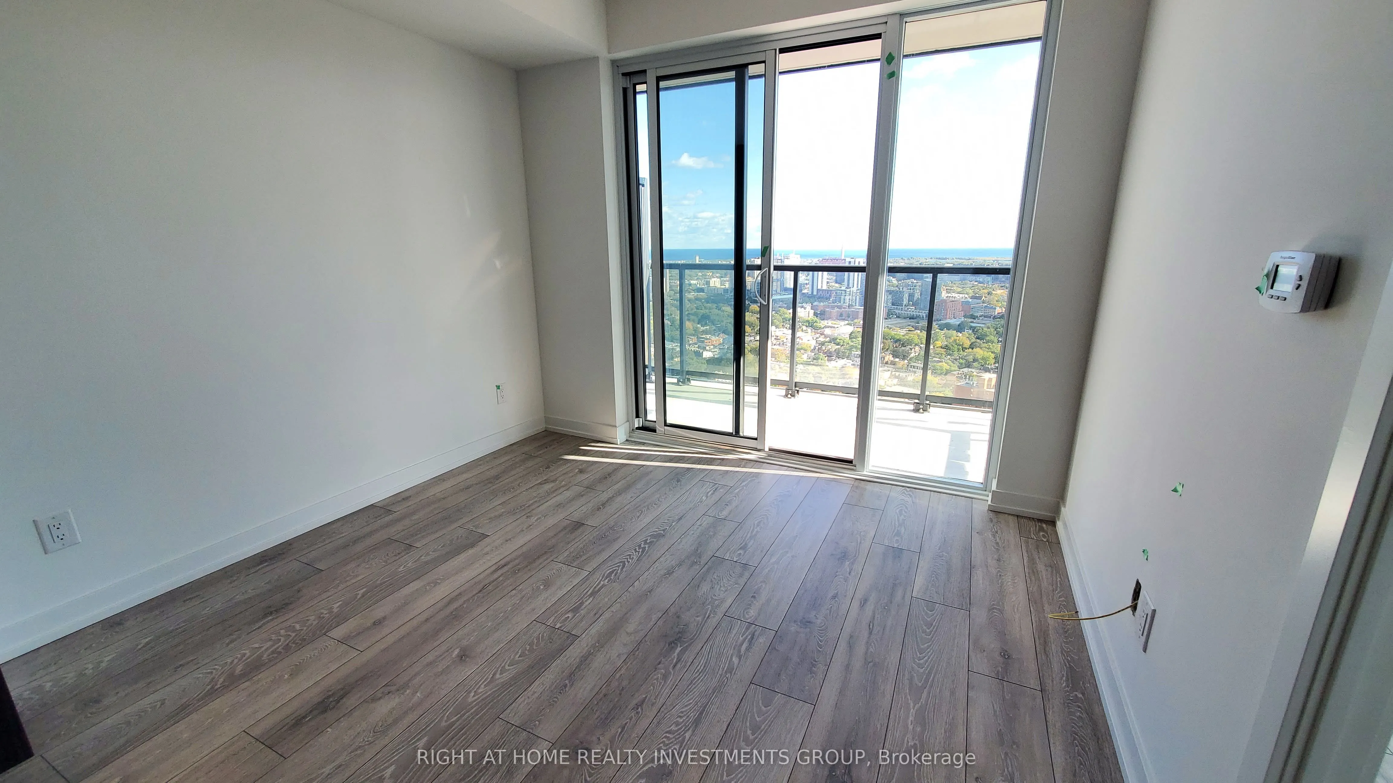 159 Wellesley Street E, #3305