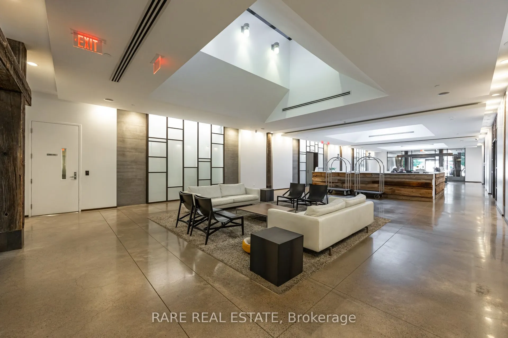 1030 King Street W, #458