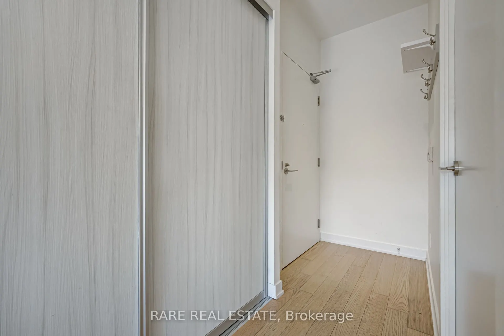 1030 King Street W, #458
