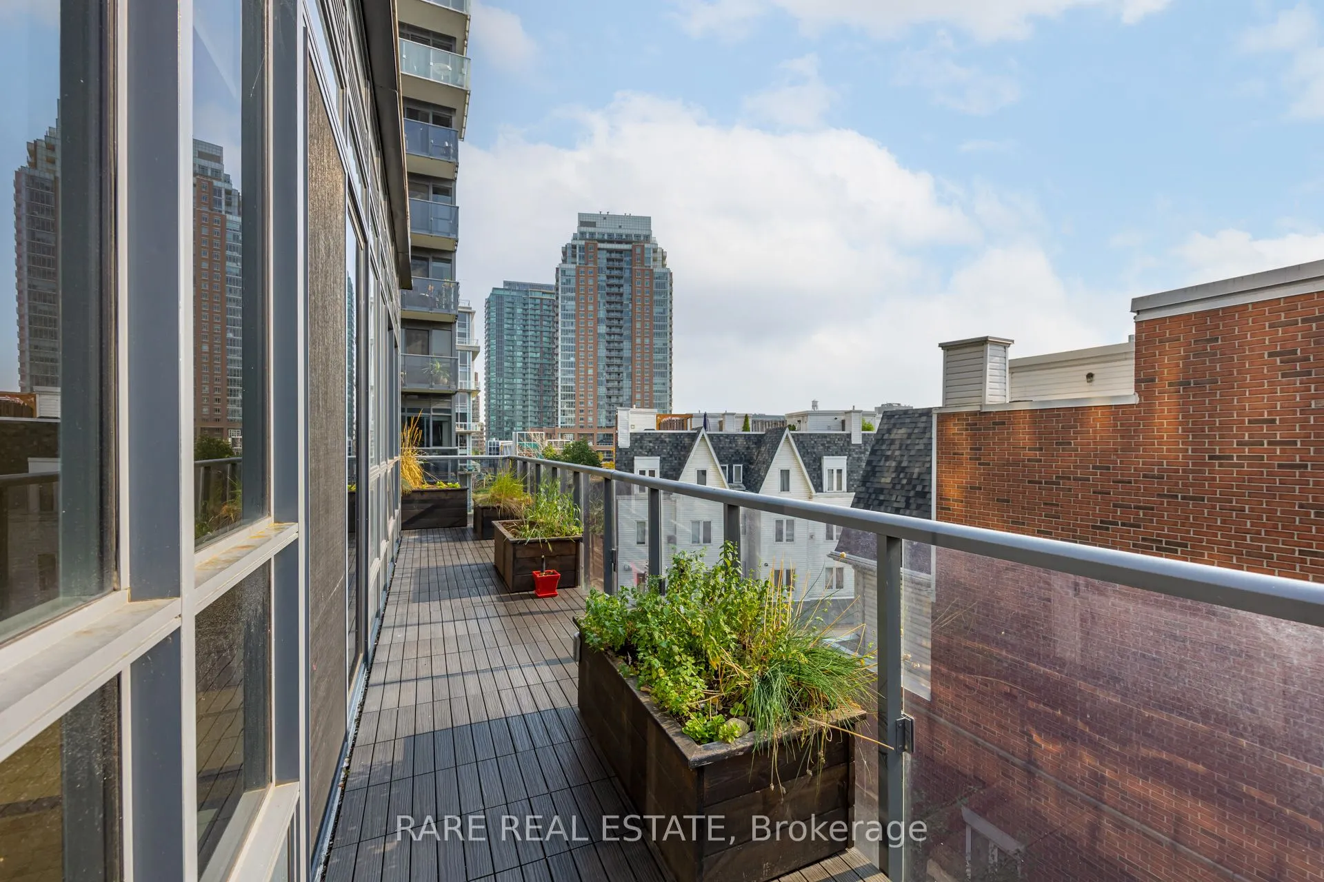 1030 King Street W, #458