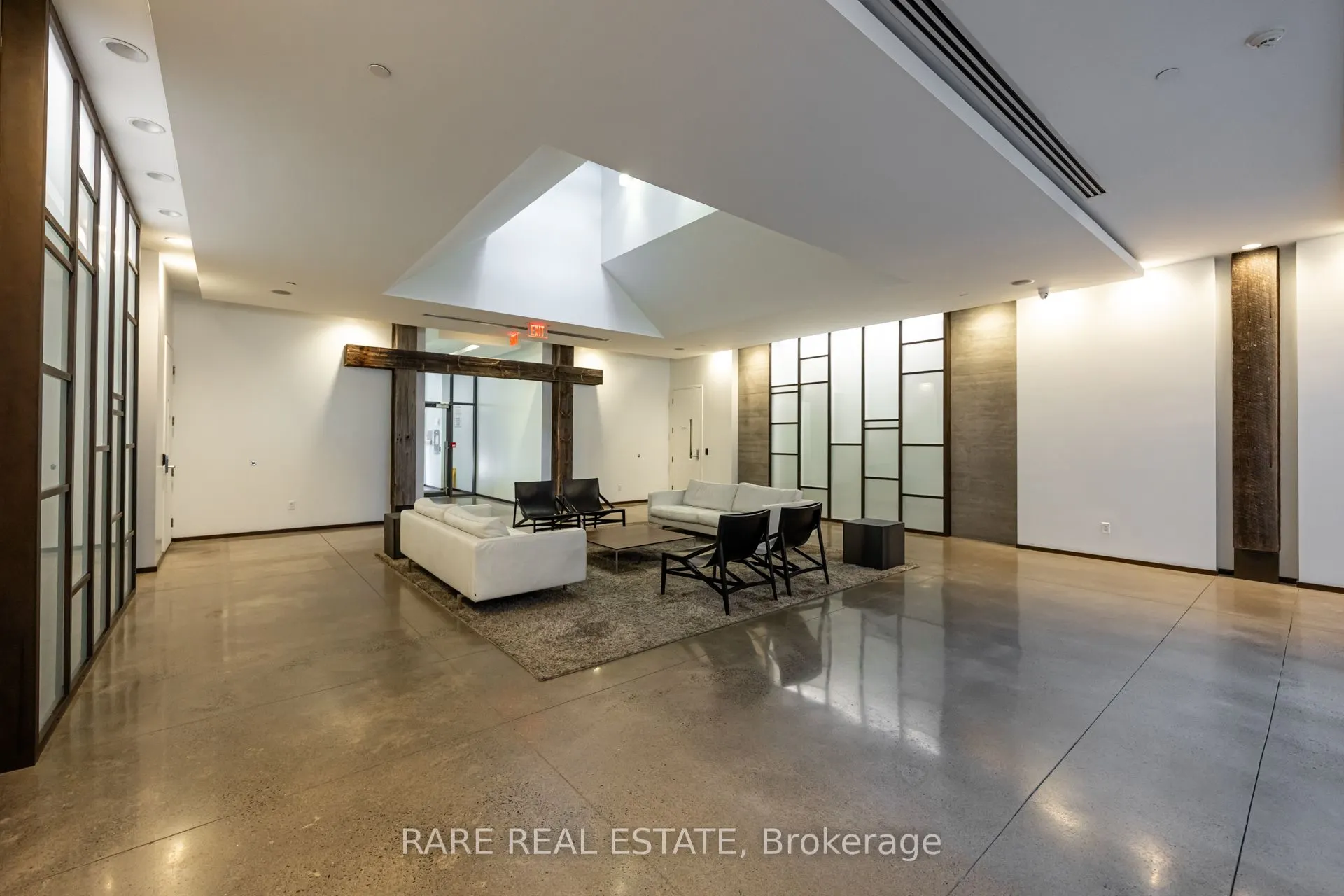 1030 King Street W, #458