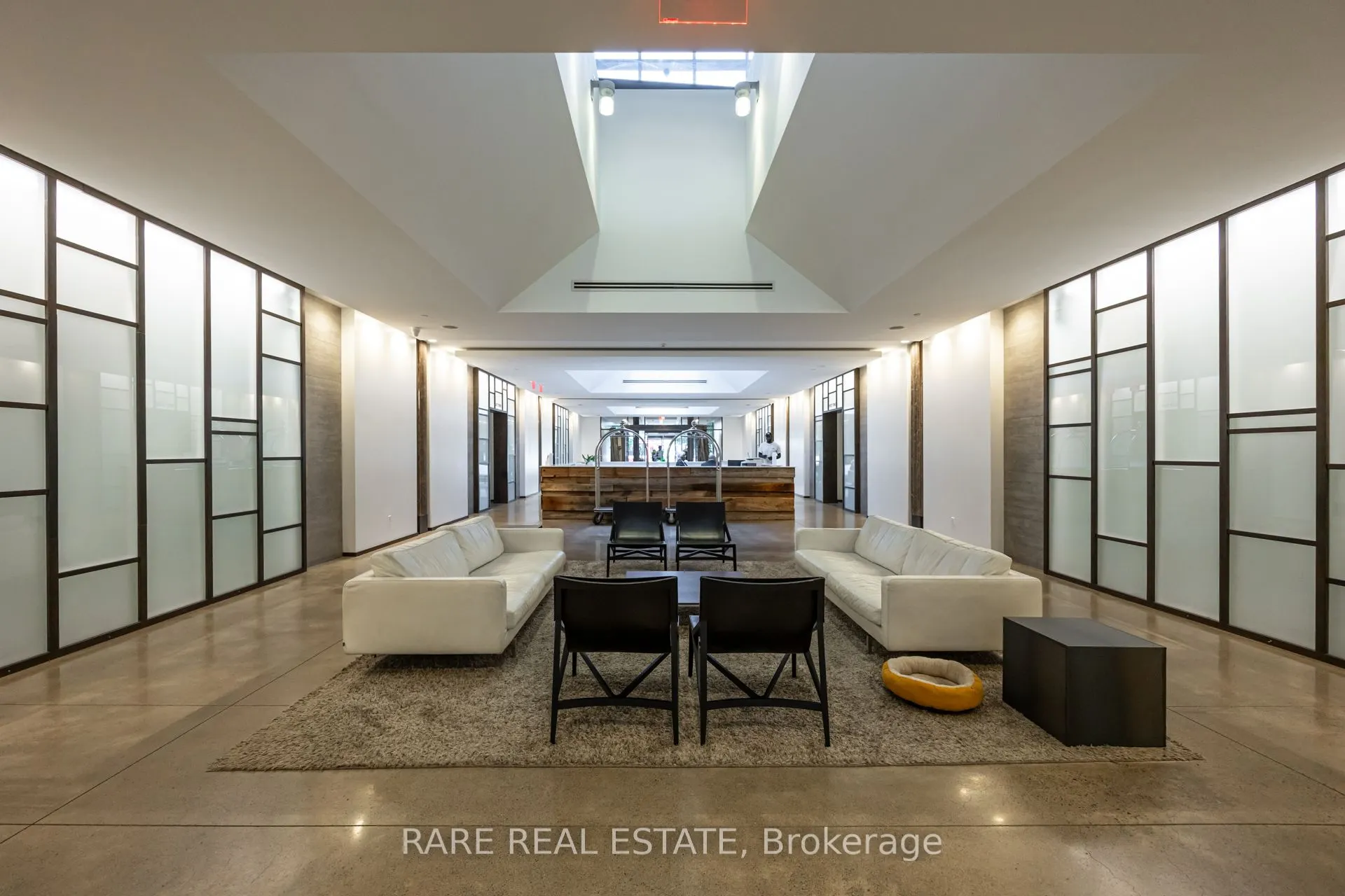 1030 King Street W, #458