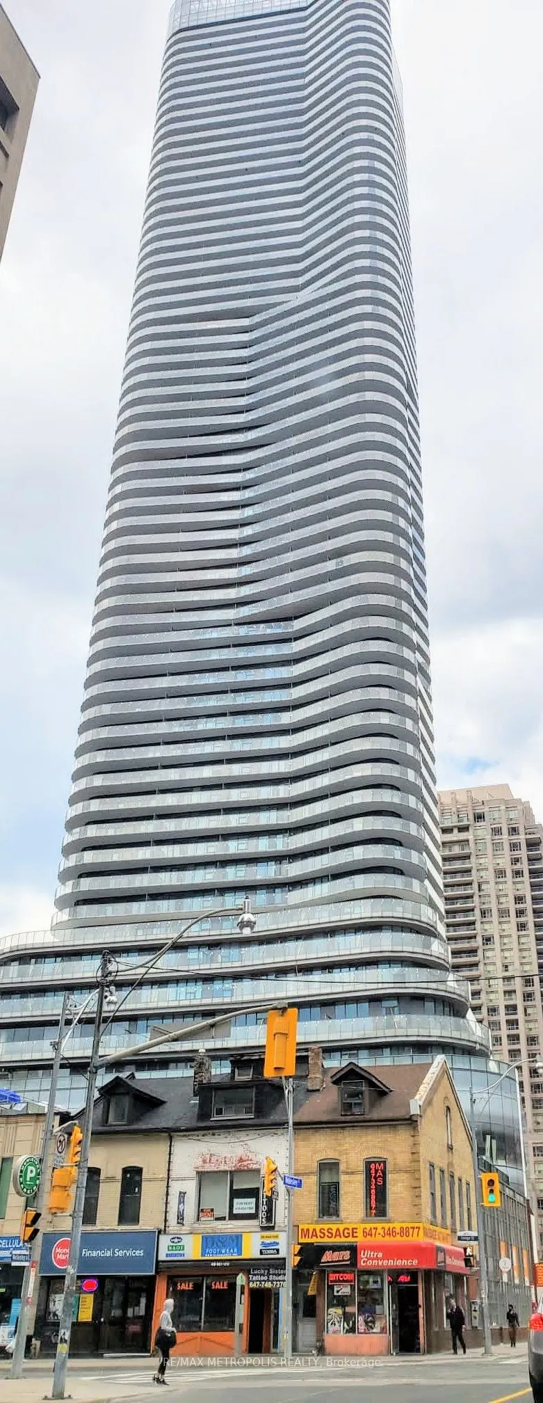 11 Wellesley Street W, #1412