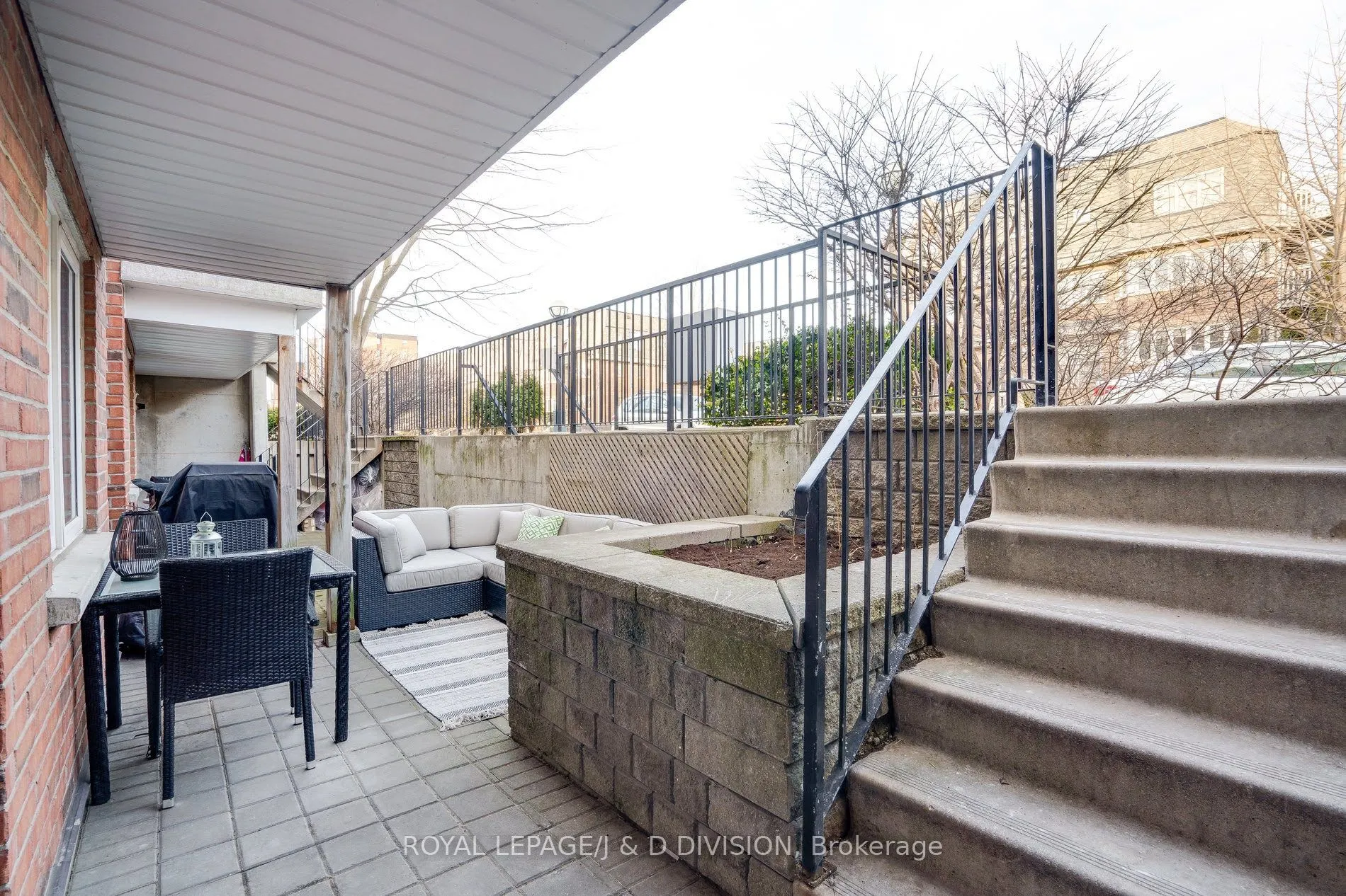 9 Shank Street, #902