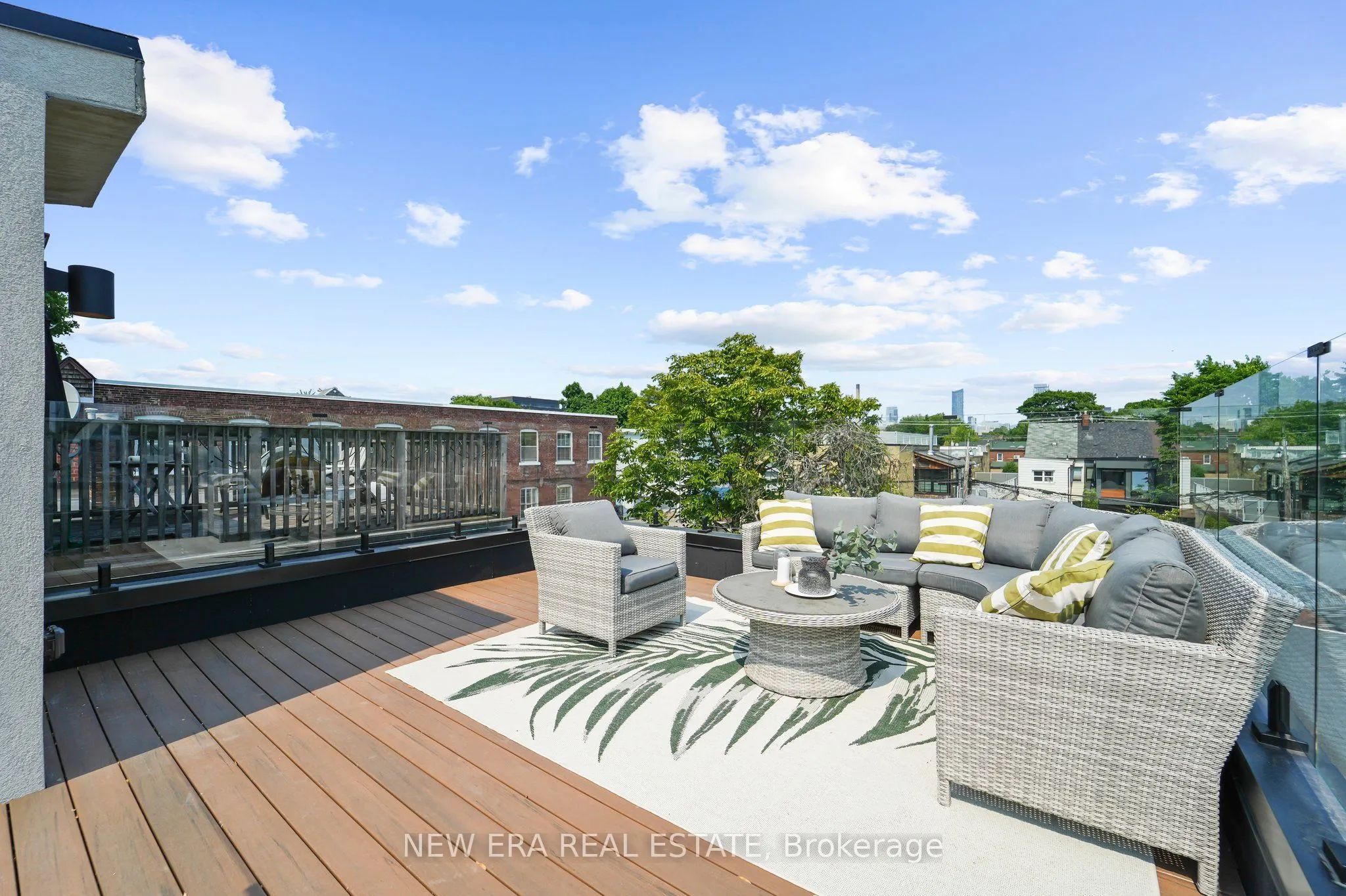 113 Bellwoods Avenue