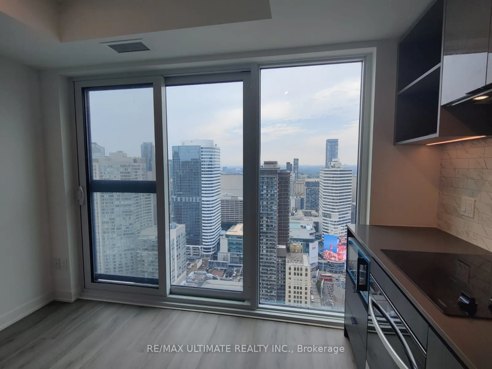 252 Church Street, #4602
