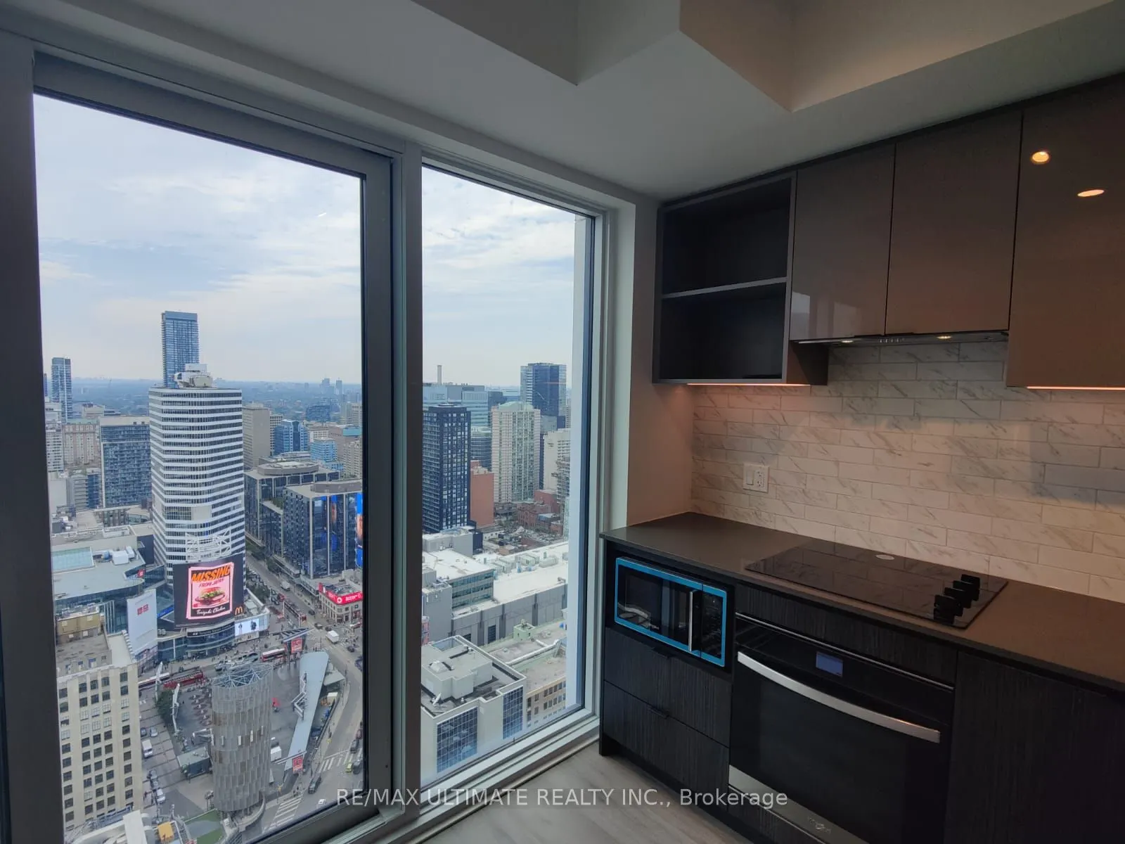 252 Church Street, #4602