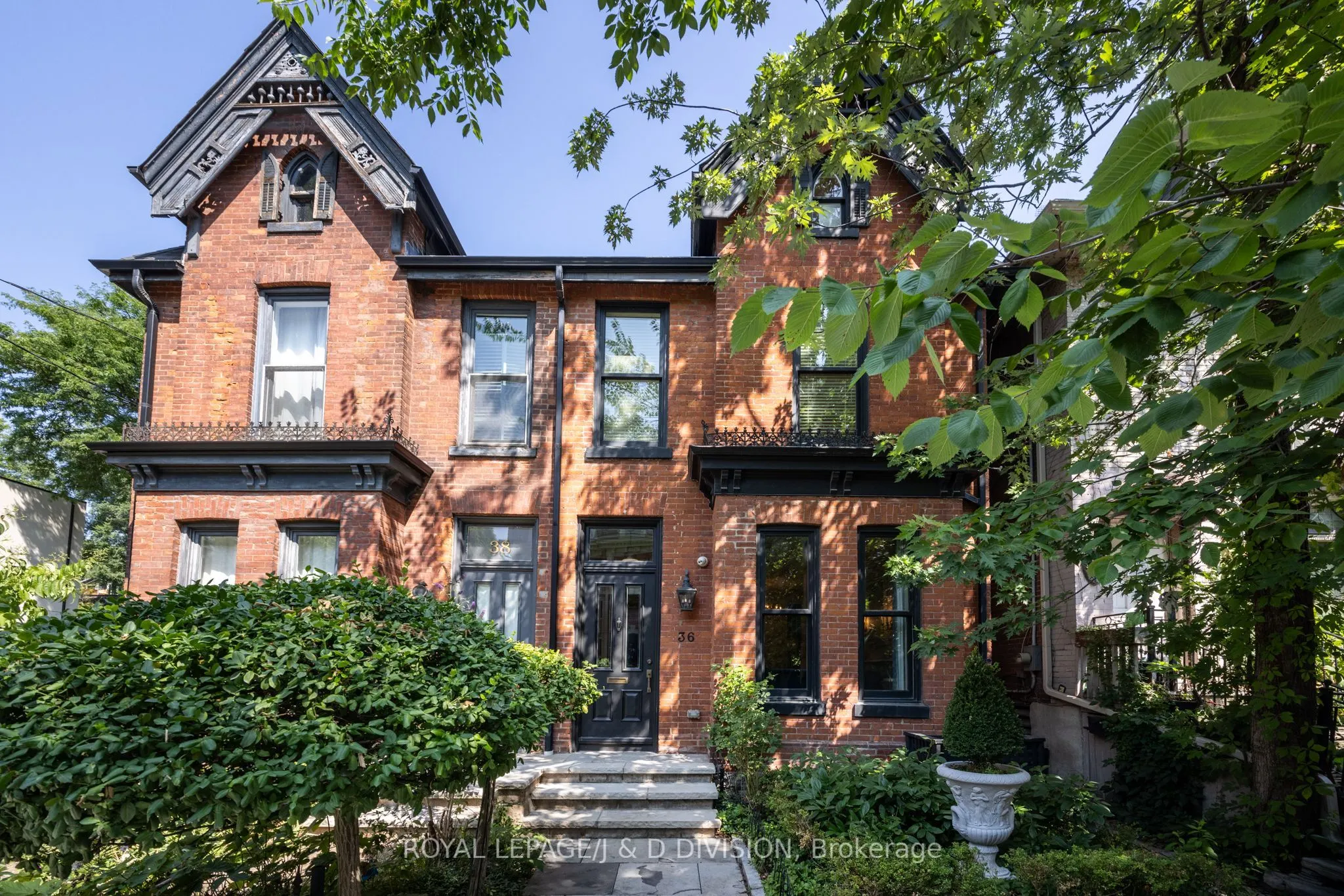 36 Boswell Avenue