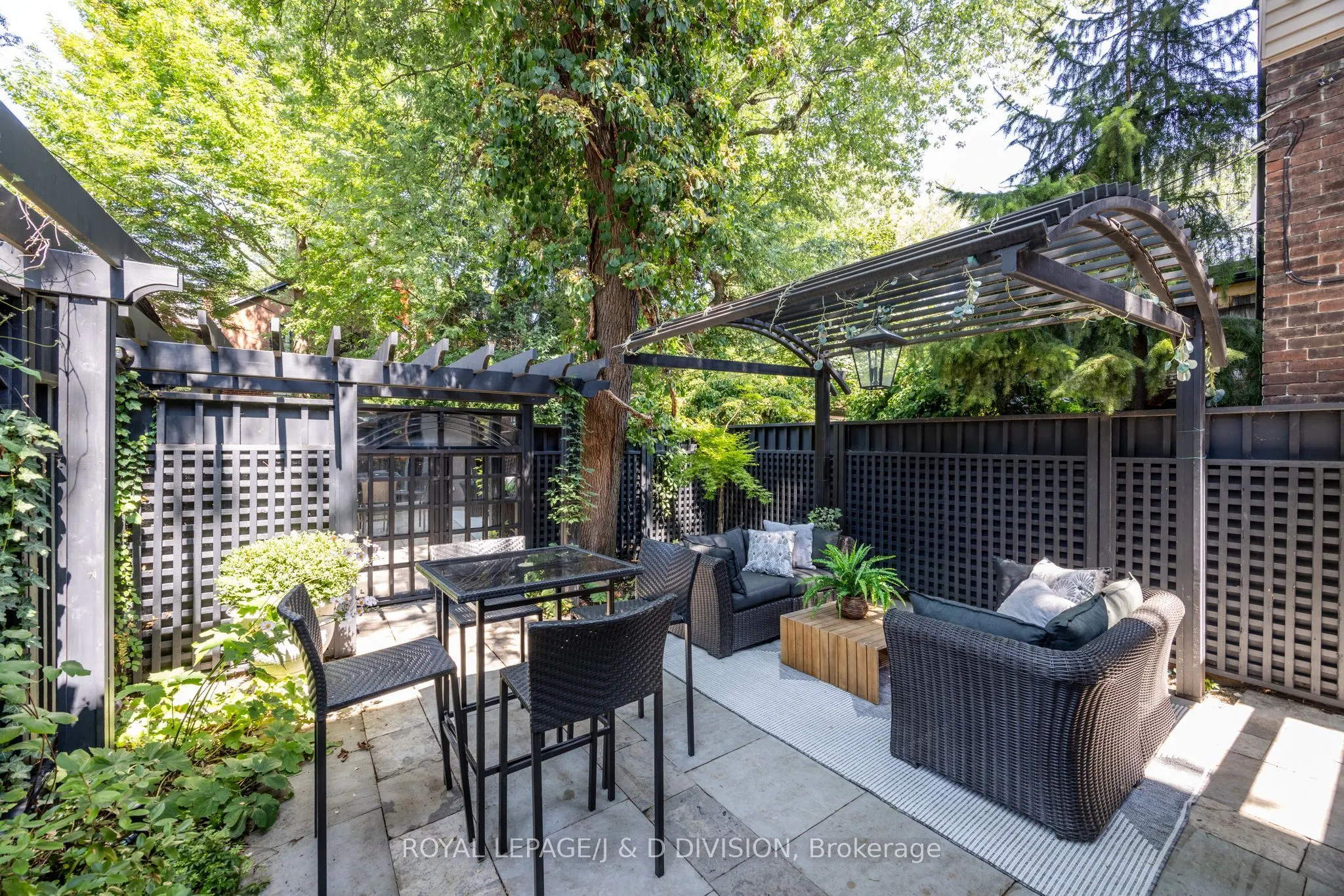 36 Boswell Avenue