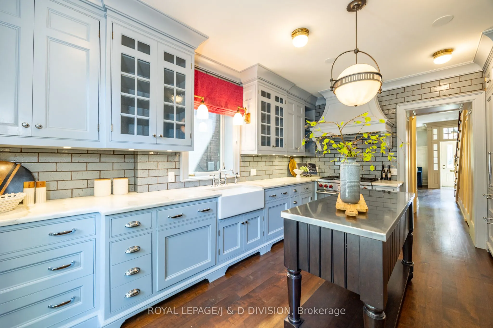 36 Boswell Avenue
