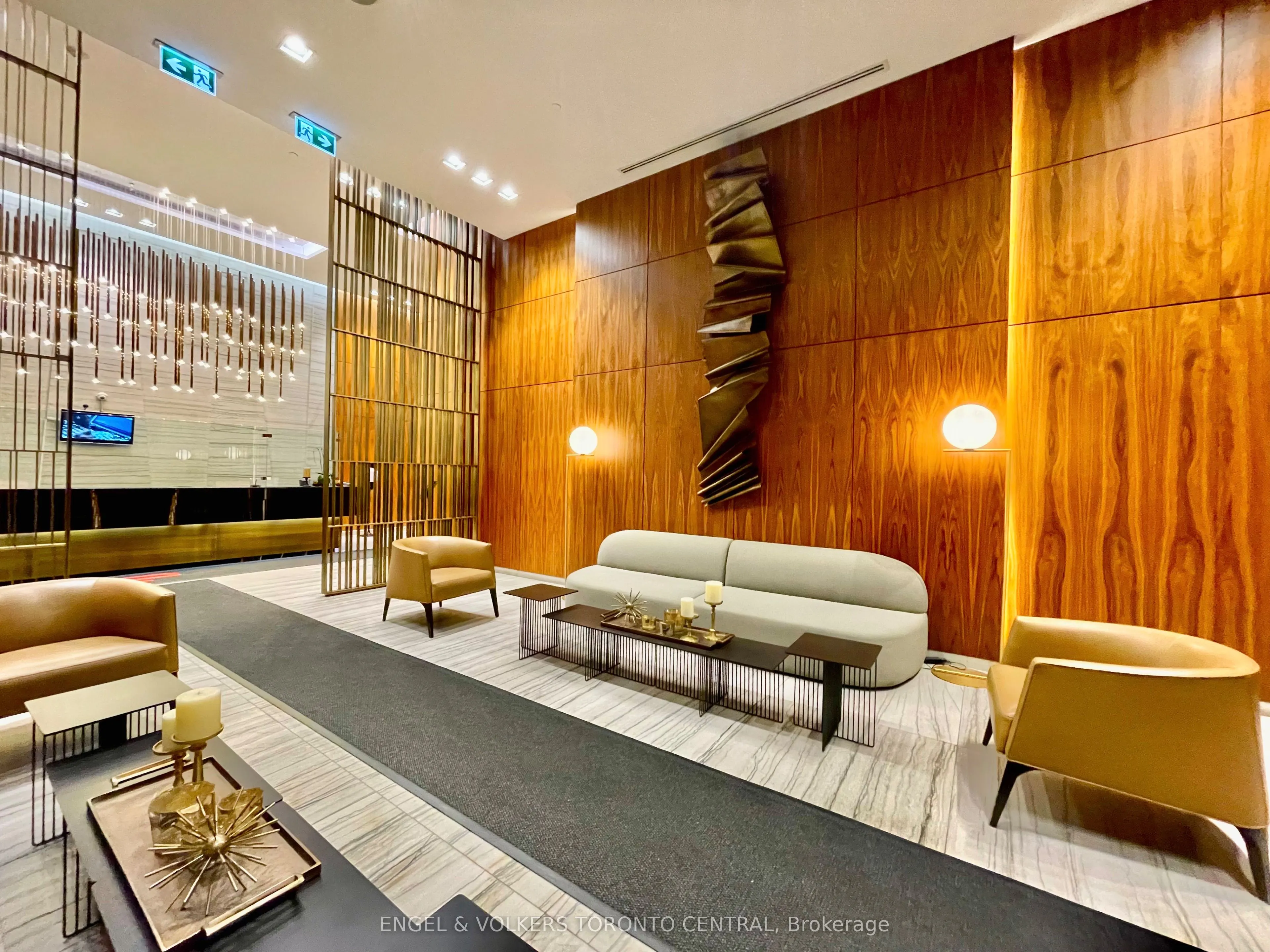 8 Eglinton Avenue E, #3002