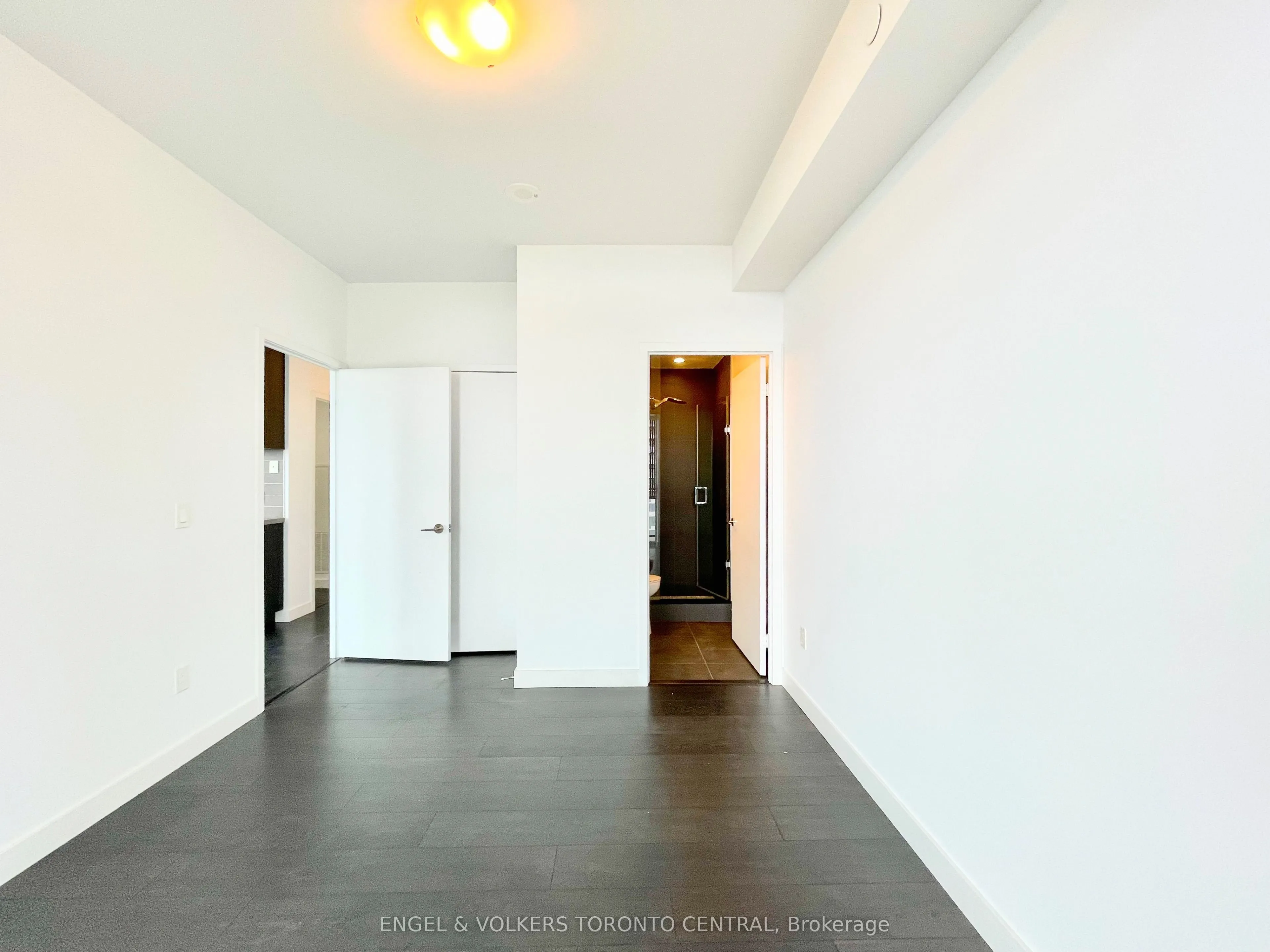 8 Eglinton Avenue E, #3002