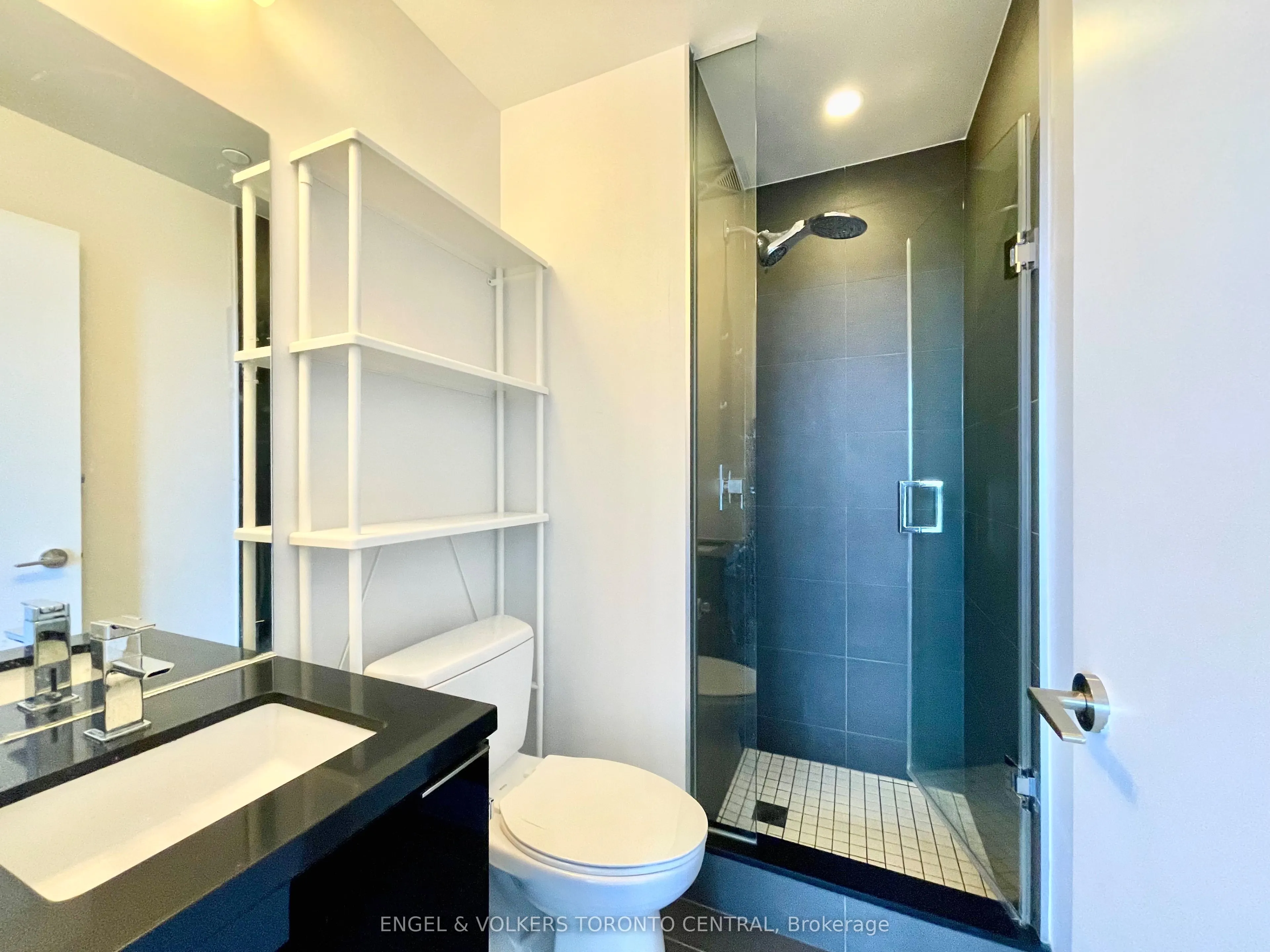 8 Eglinton Avenue E, #3002