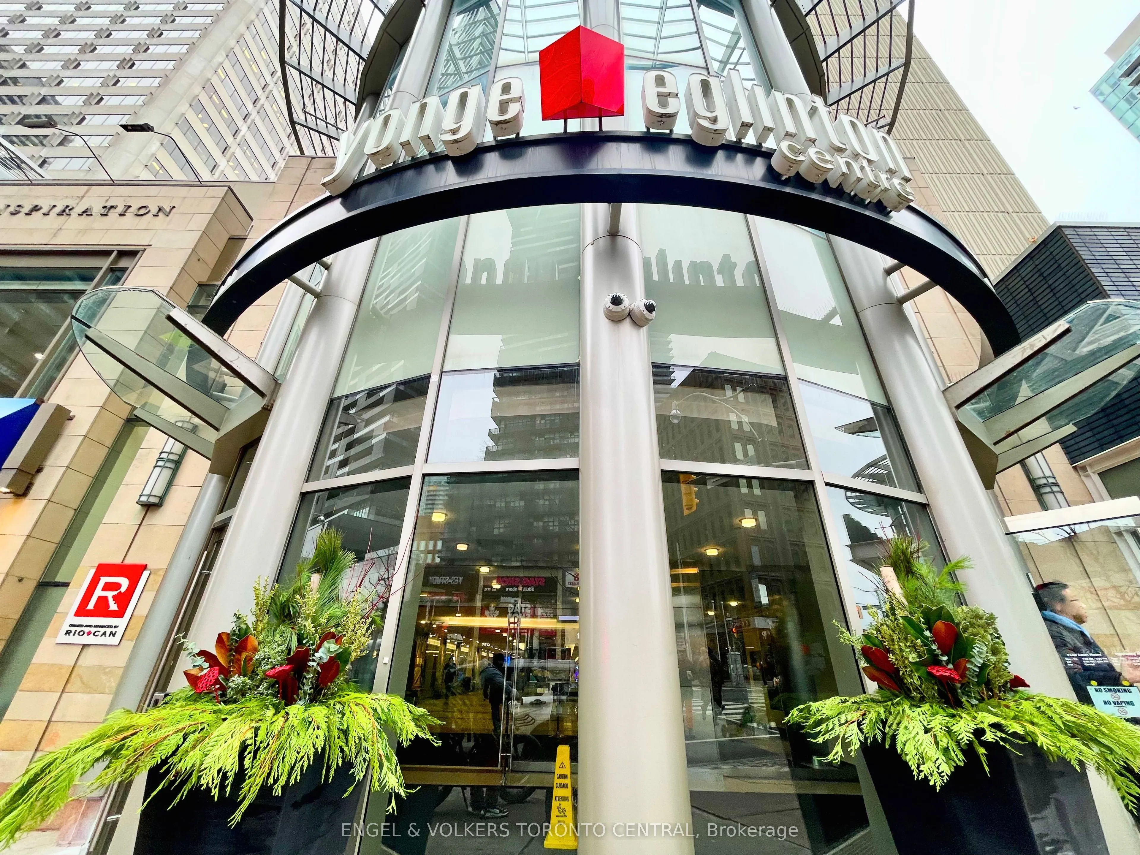 8 Eglinton Avenue E, #3002
