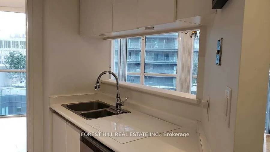 24 Wellesley Street W, #1204
