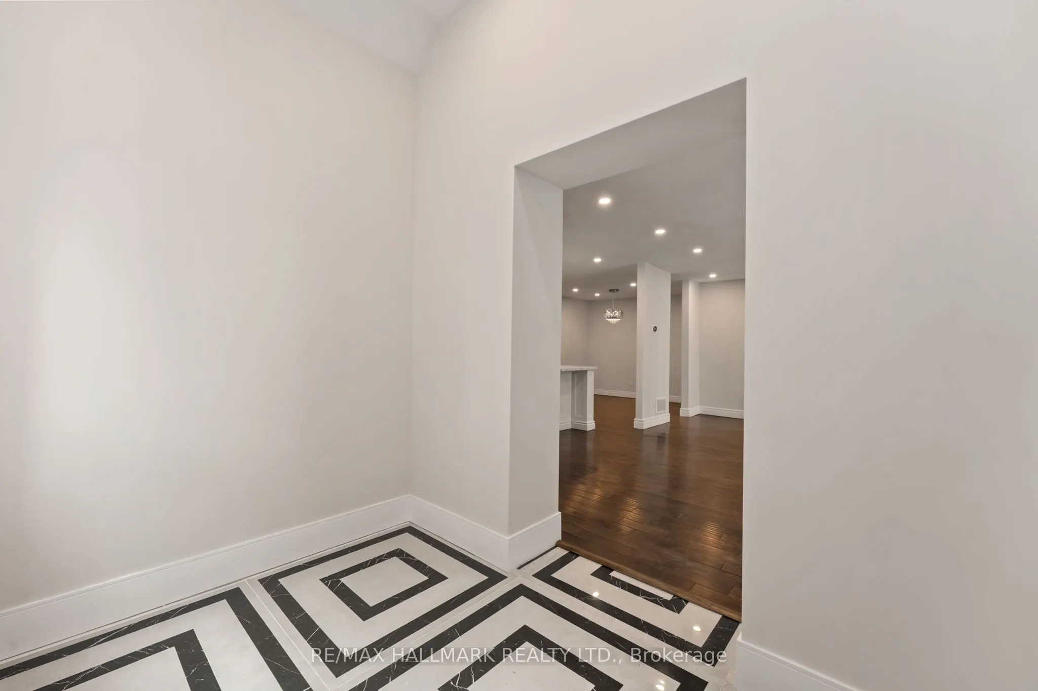 21 King High Avenue