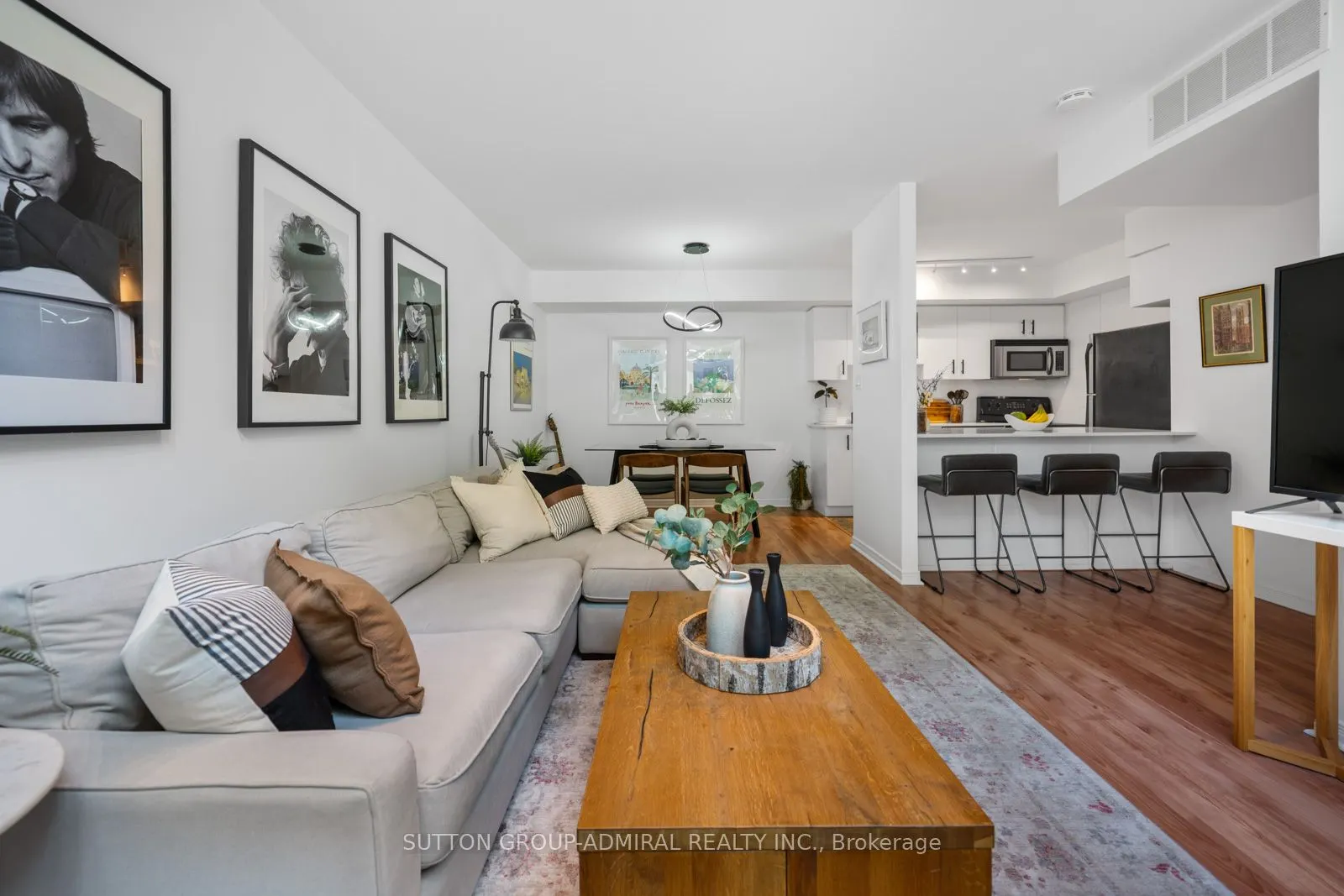 21 Pirandello Street, #1230