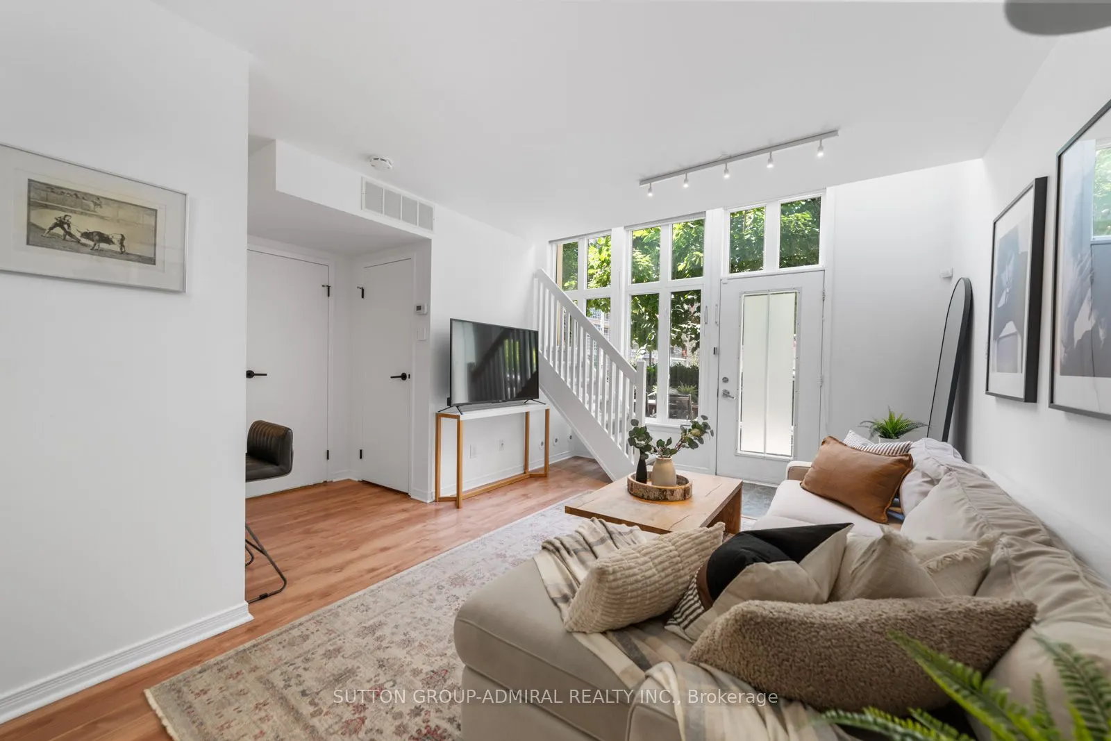 21 Pirandello Street, #1230