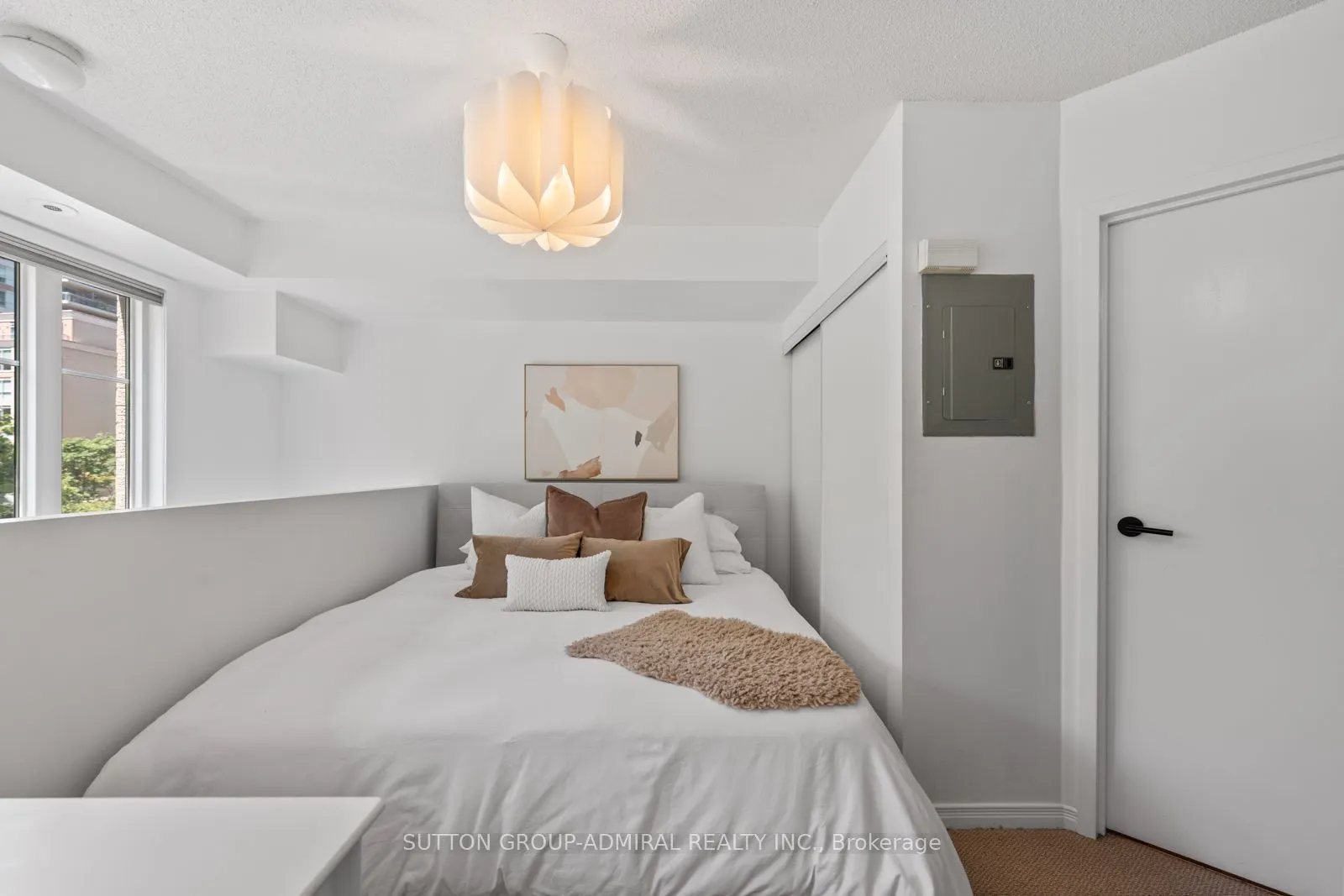 21 Pirandello Street, #1230