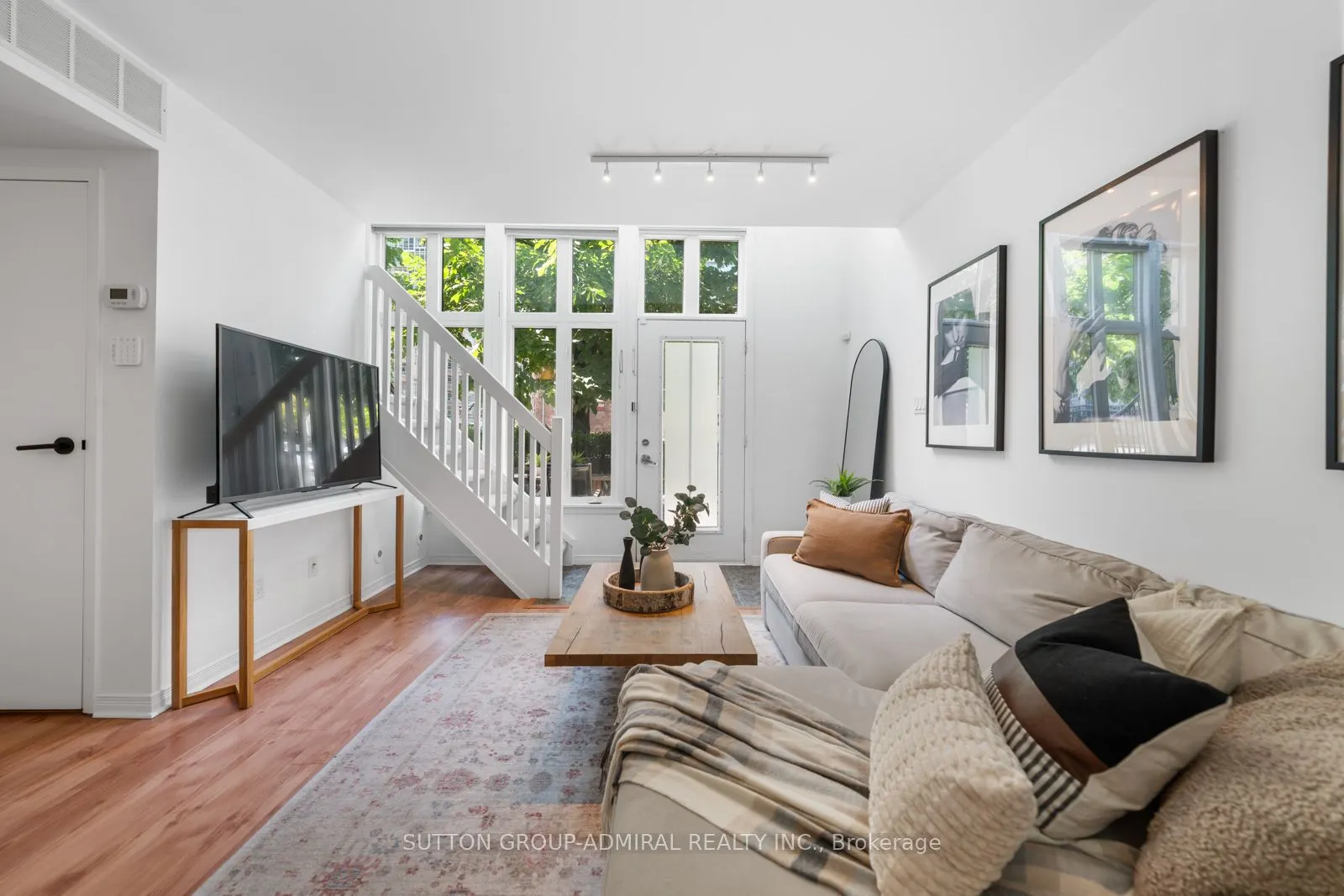 21 Pirandello Street, #1230