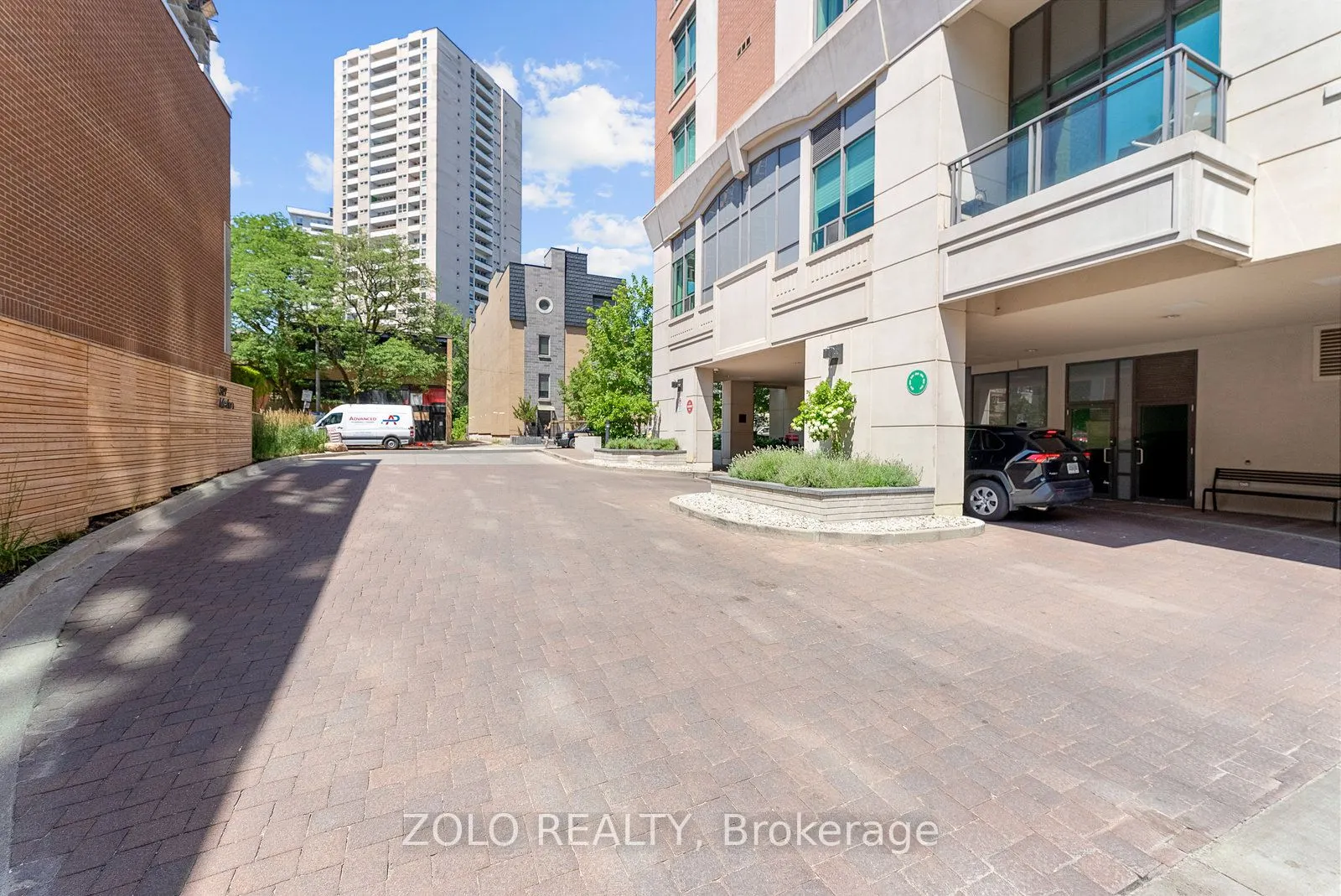 319 Merton Street, #113