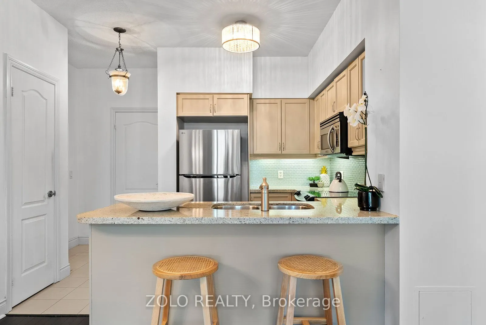 319 Merton Street, #113
