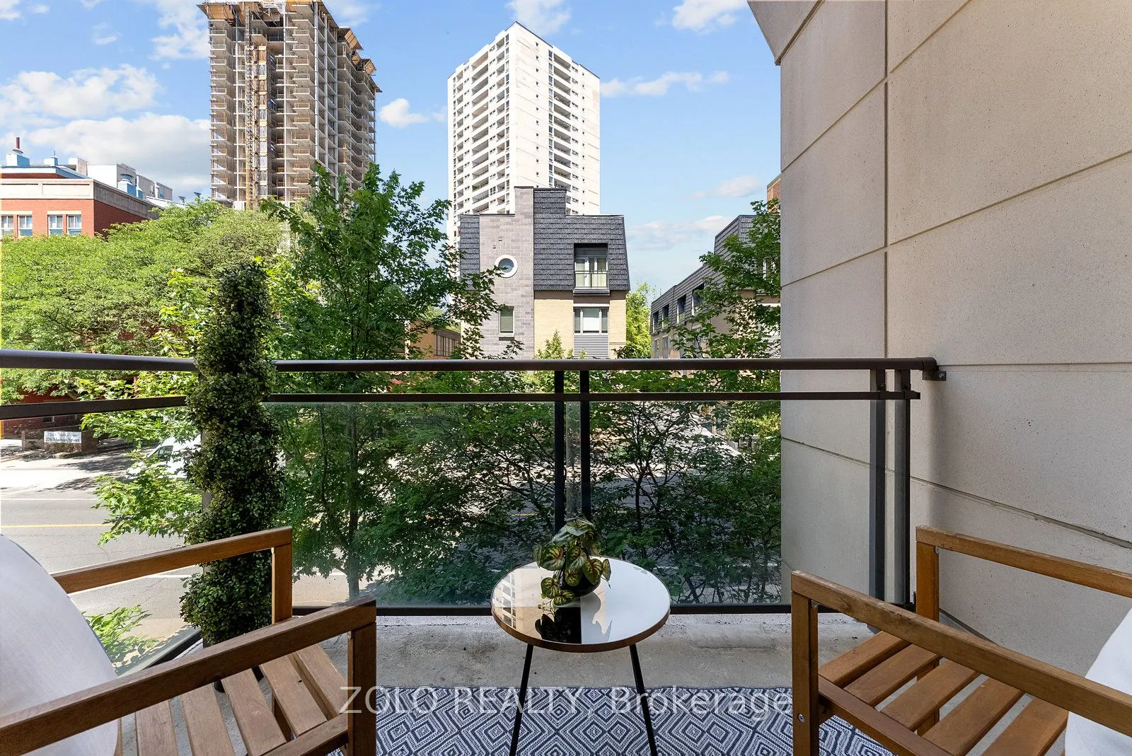 319 Merton Street, #113