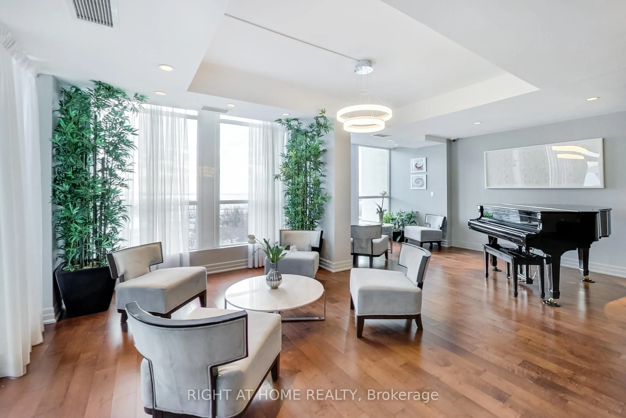 628 Fleet Street, #504
