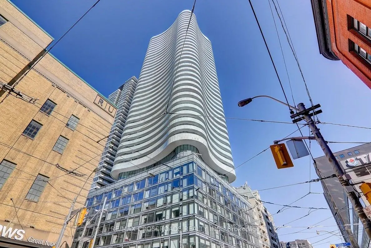 403 Church Street, #3808