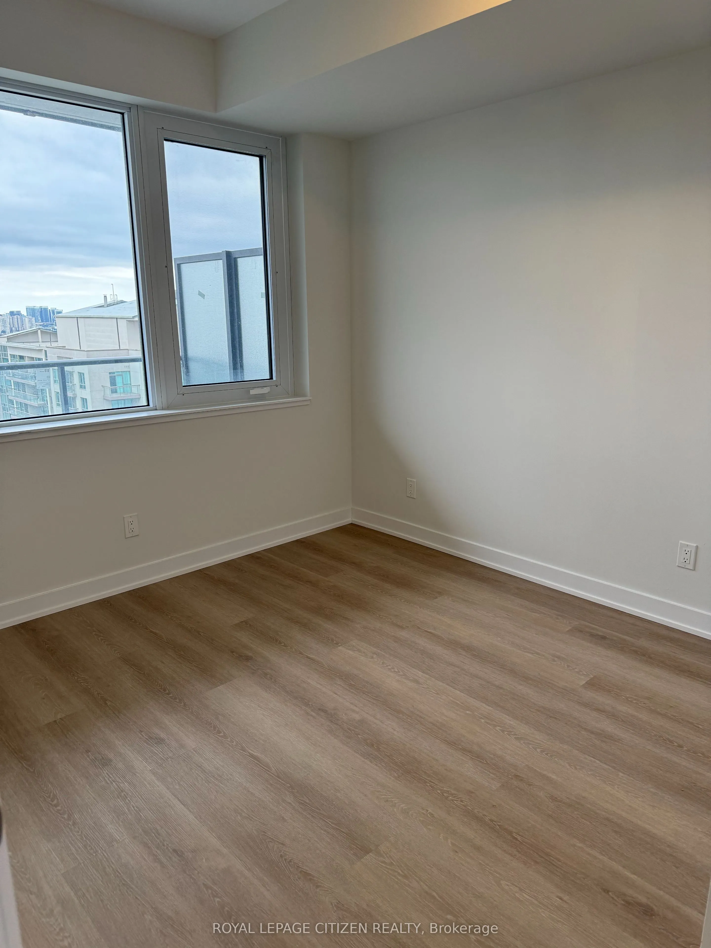 15 Ellerslie Avenue E, #2401