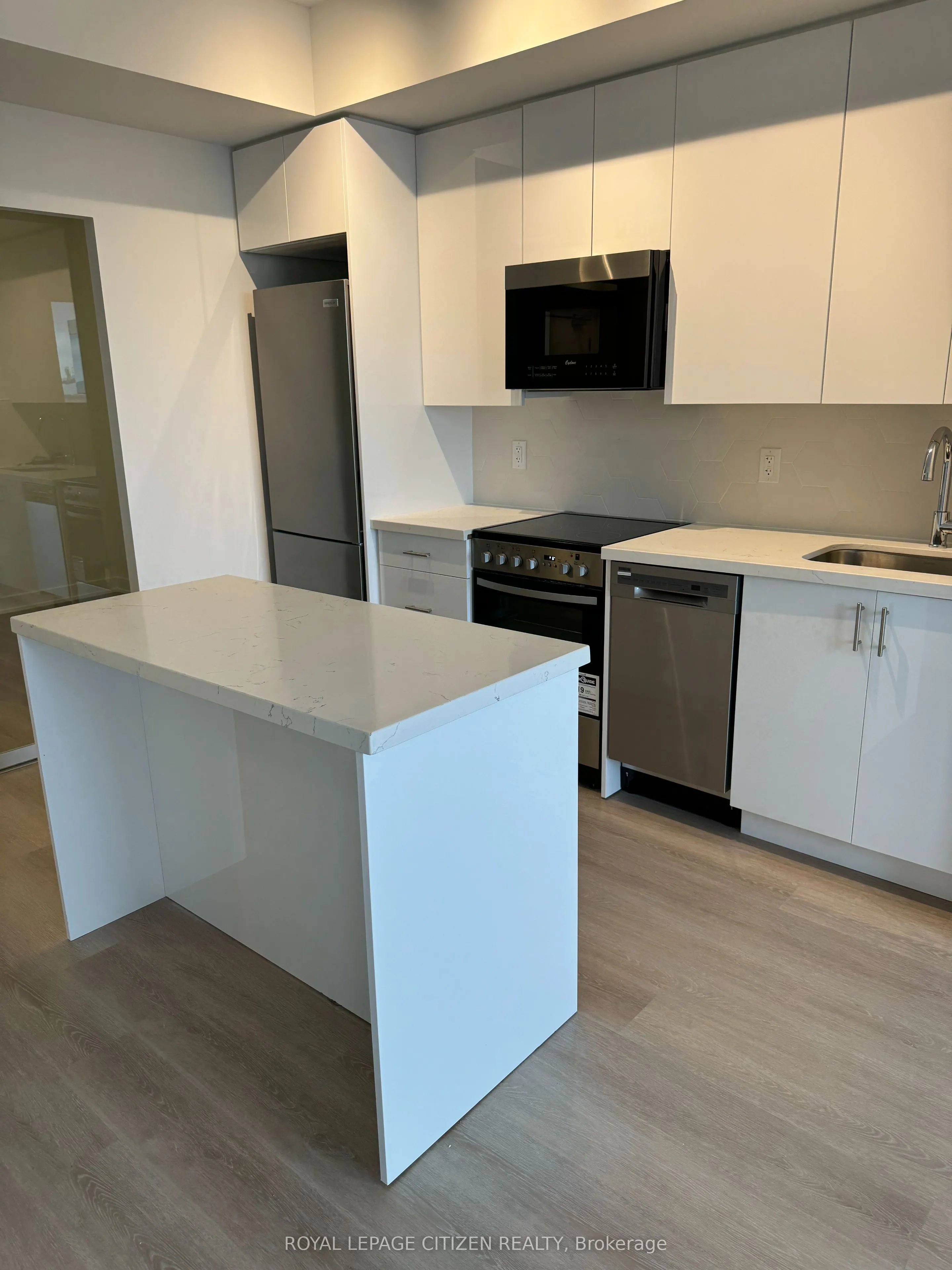 15 Ellerslie Avenue E, #2401