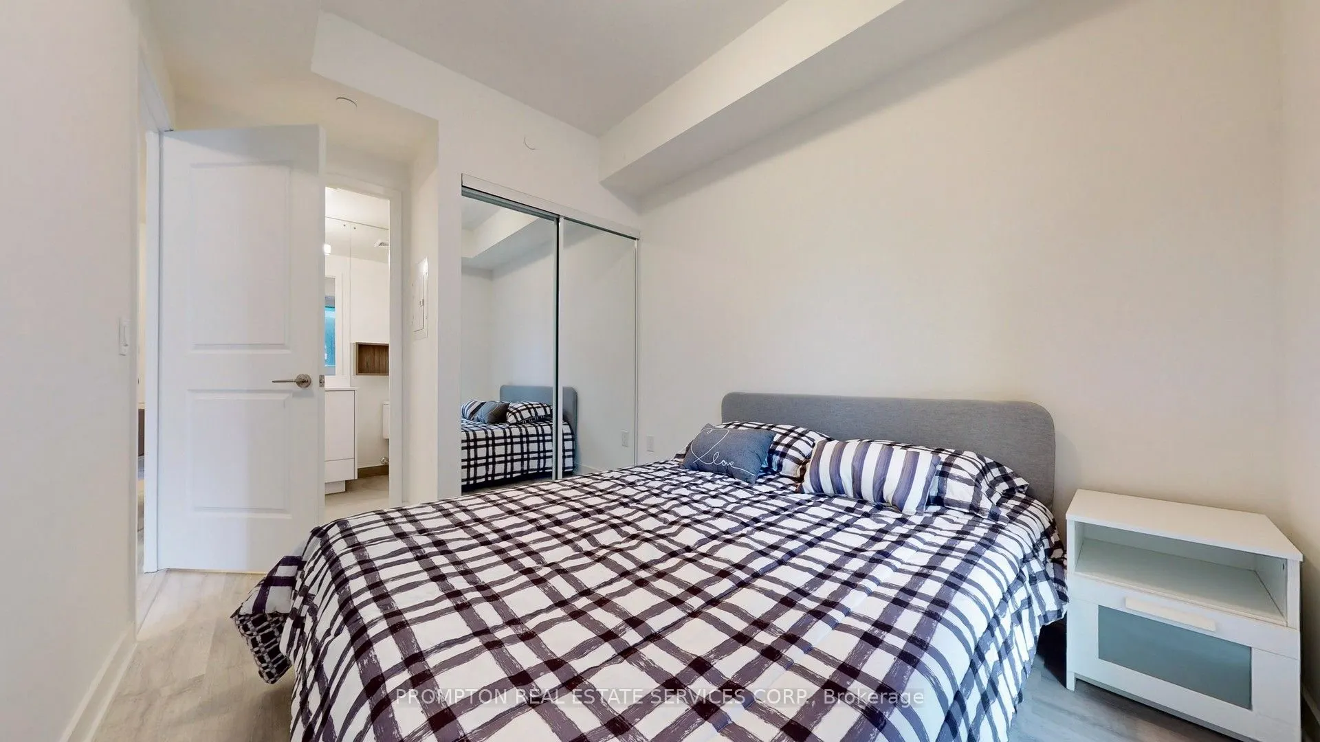 100 Dalhousie Street, #318