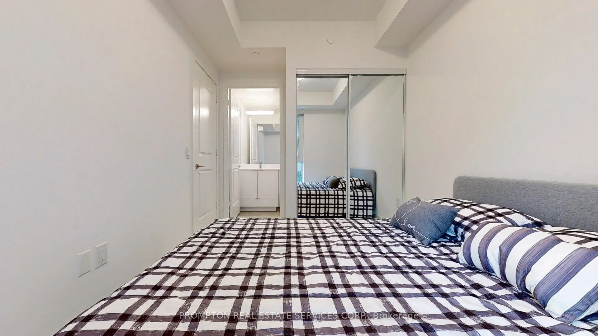 100 Dalhousie Street, #318