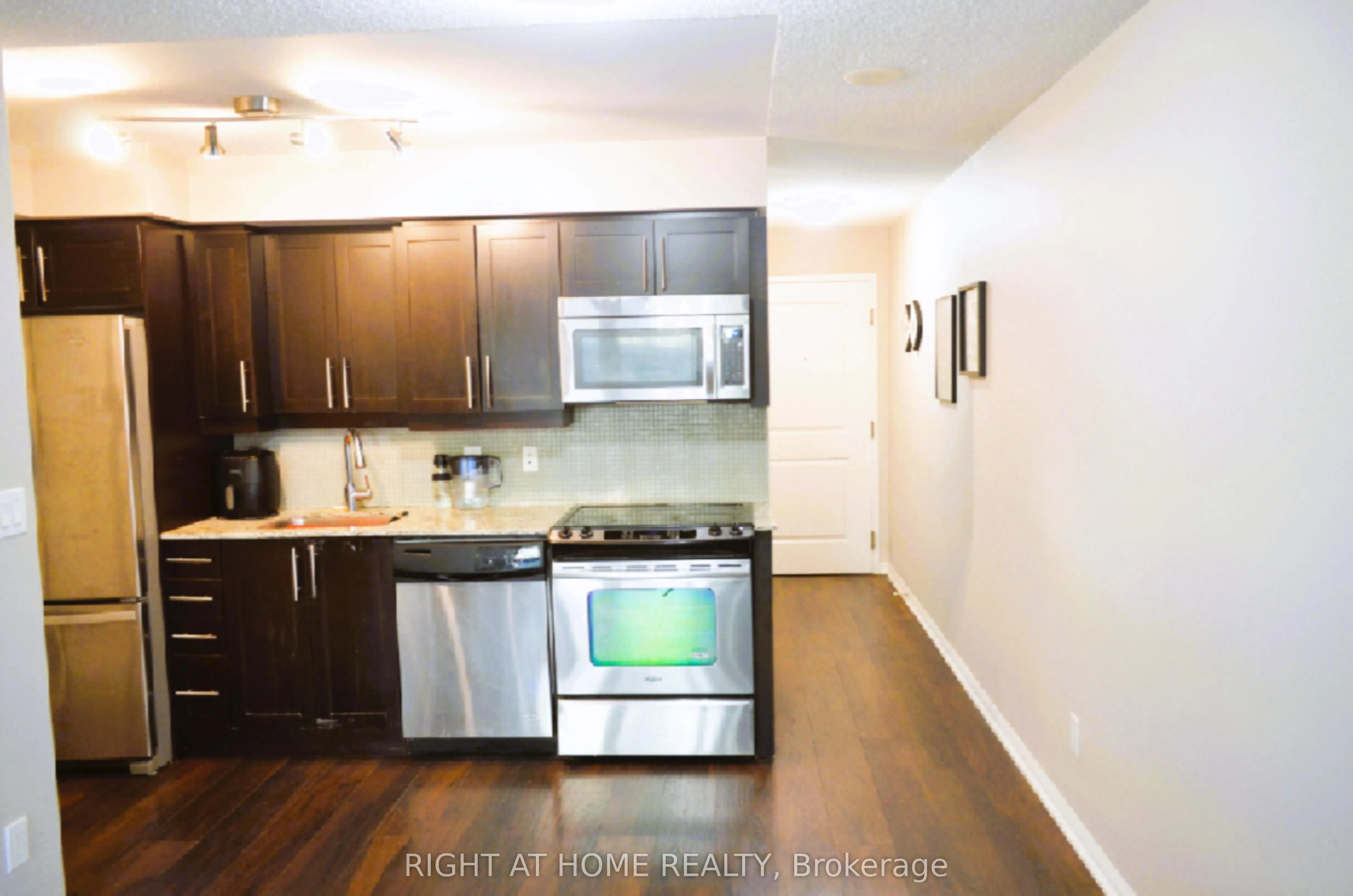 38 Grand Magazine Street, #1231