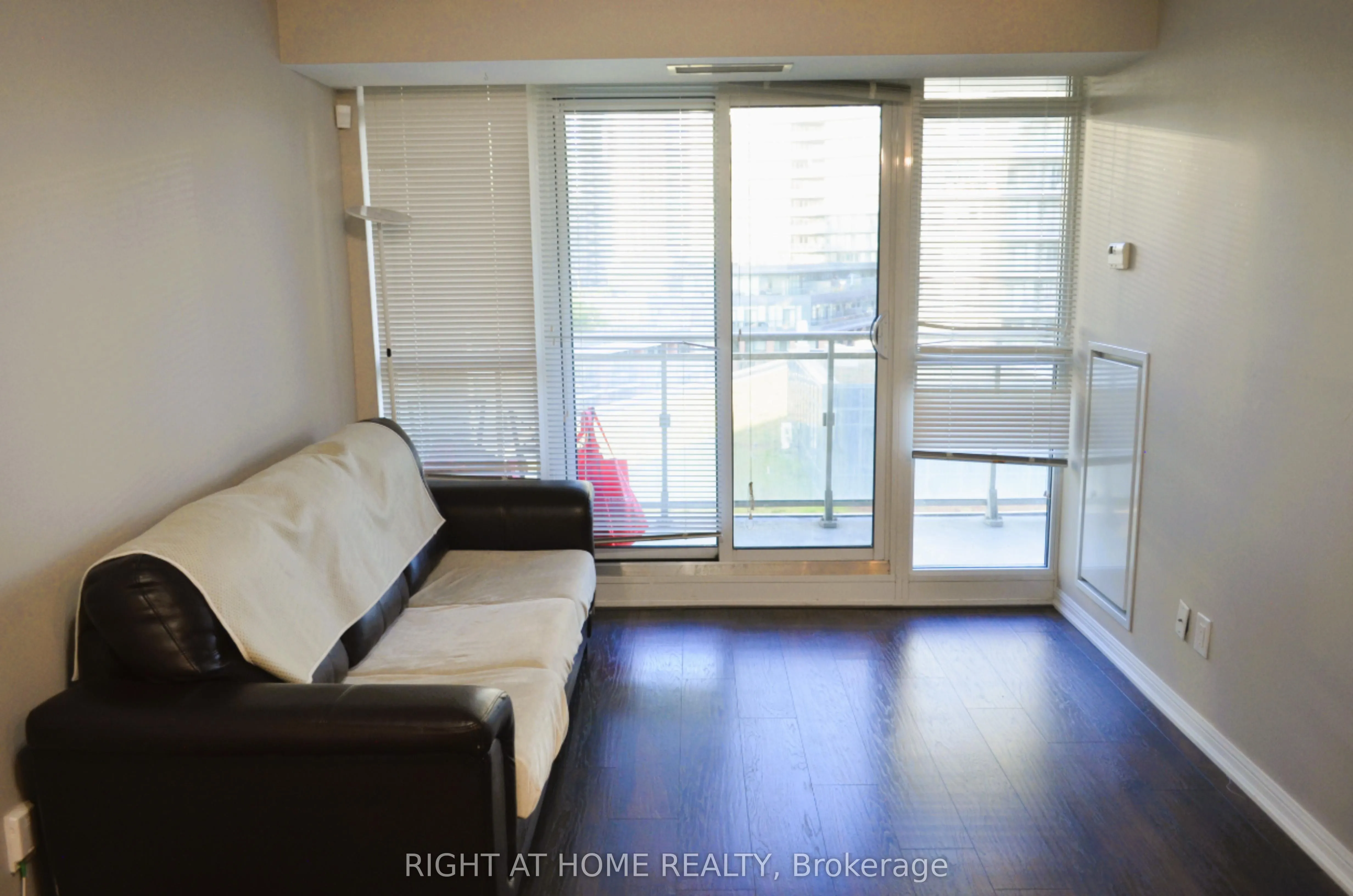 38 Grand Magazine Street, #1231