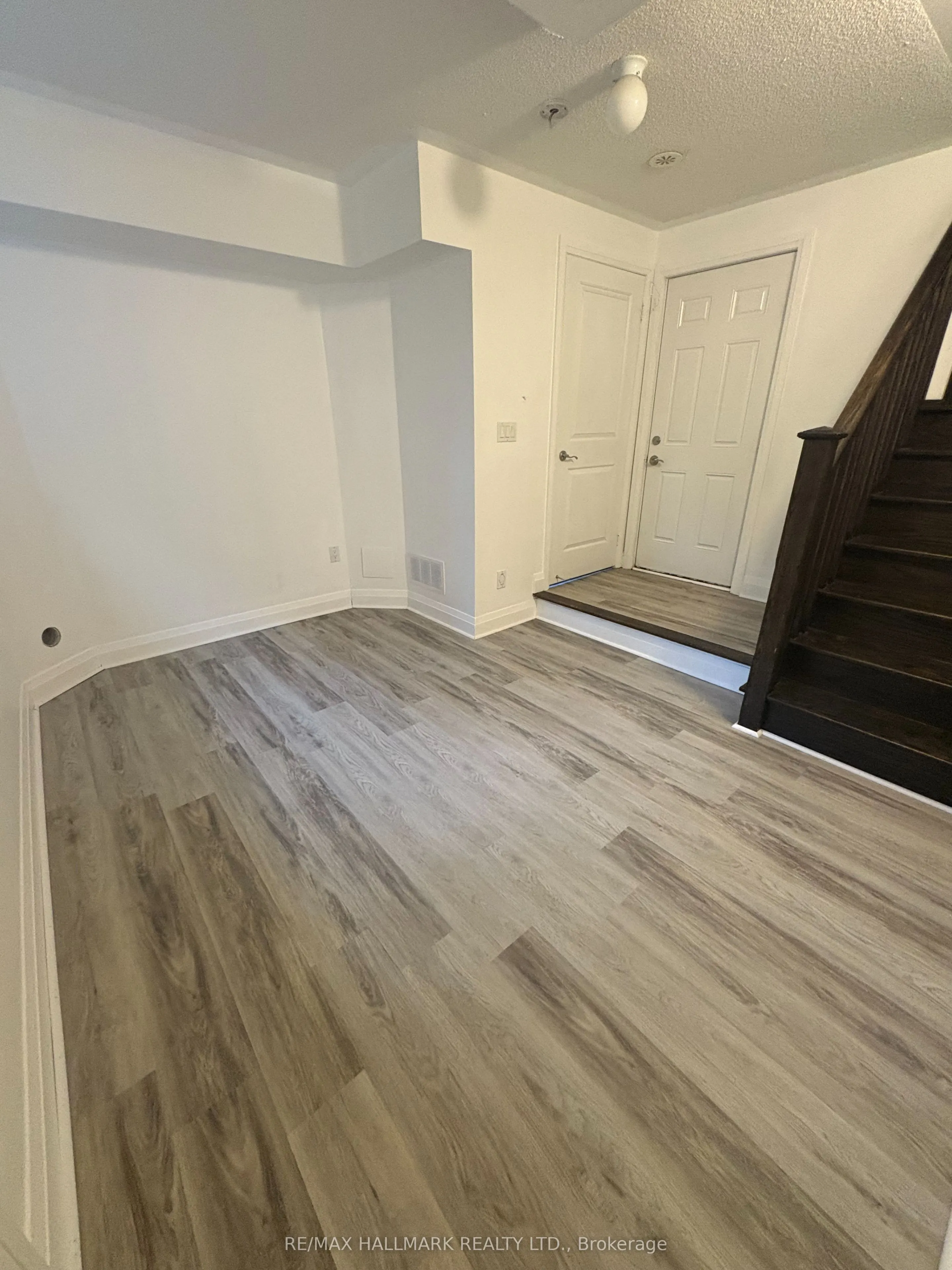 24 Raffeix Lane